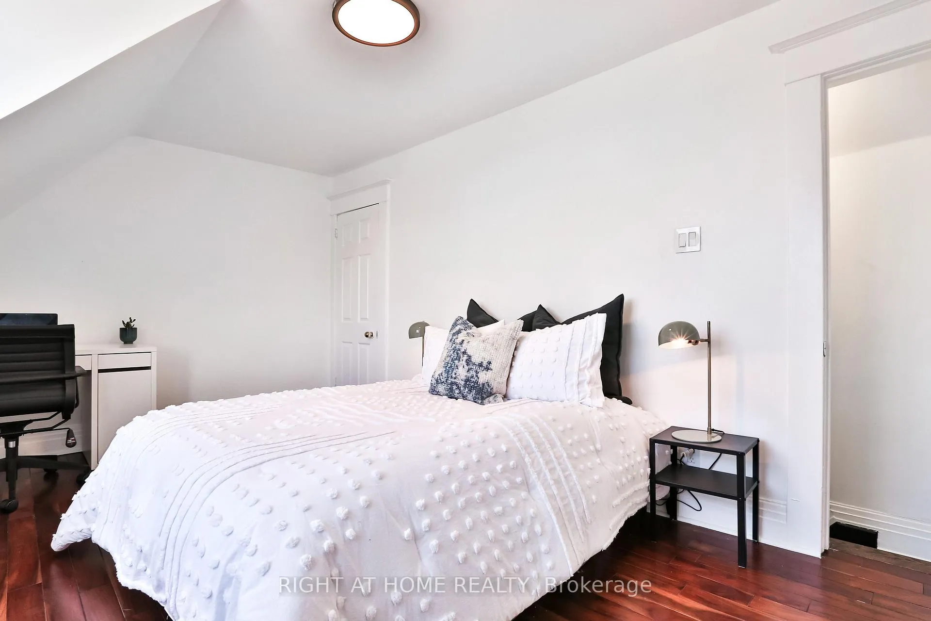 Photo 11 of 1365 Lansdowne Avenue, Toronto, Corso Italia-Davenport — HOMEH