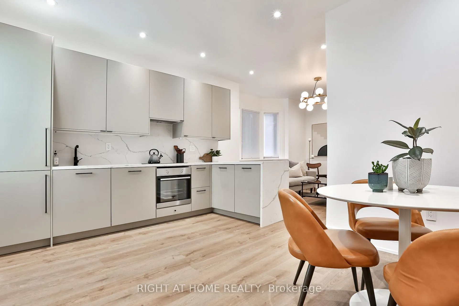 Photo 16 of 1365 Lansdowne Avenue, Toronto, Corso Italia-Davenport — HOMEH