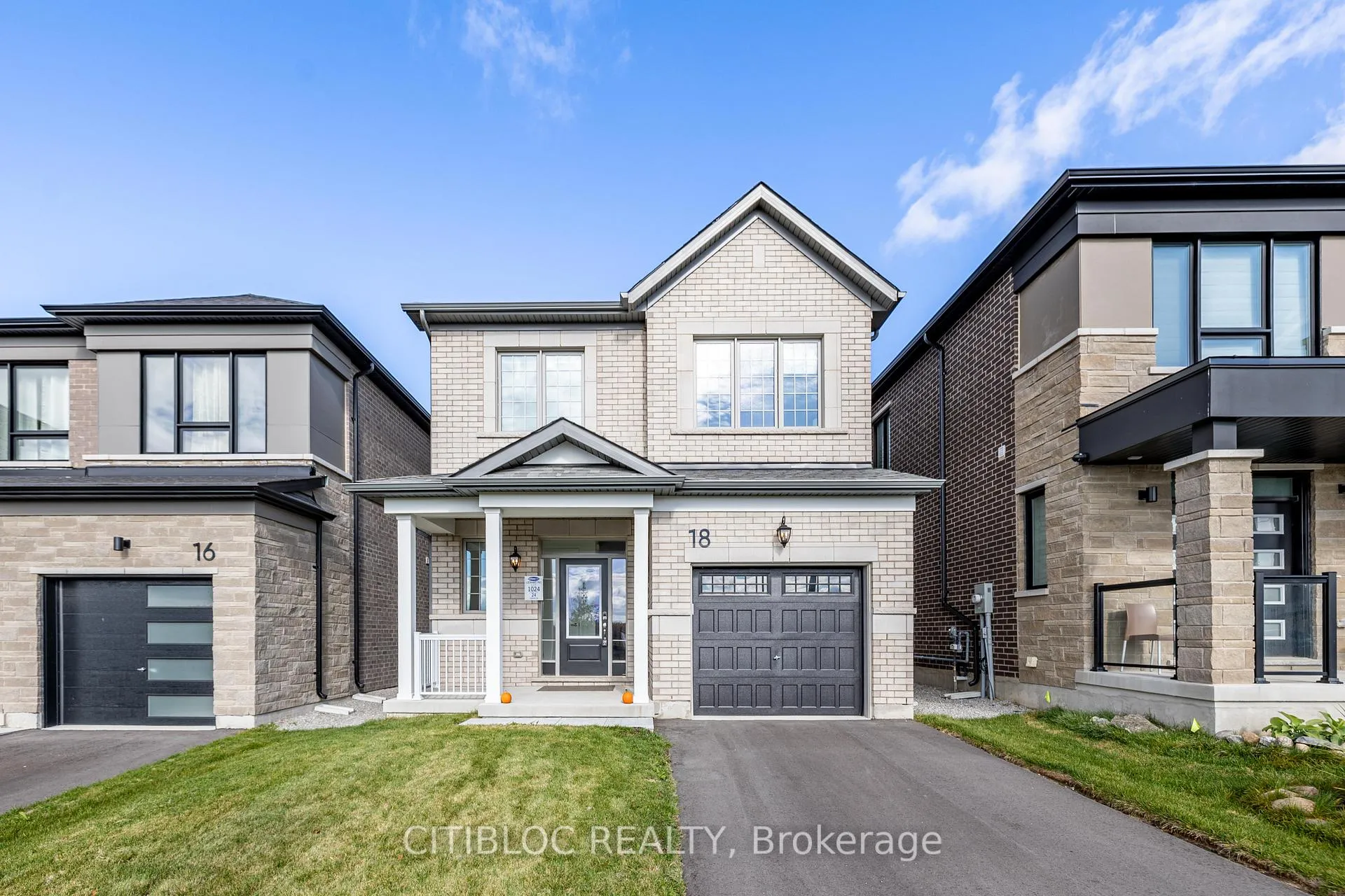 Photo 1 of 18 McBride Trail, Barrie, Rural Barrie Southeast — HOMEH