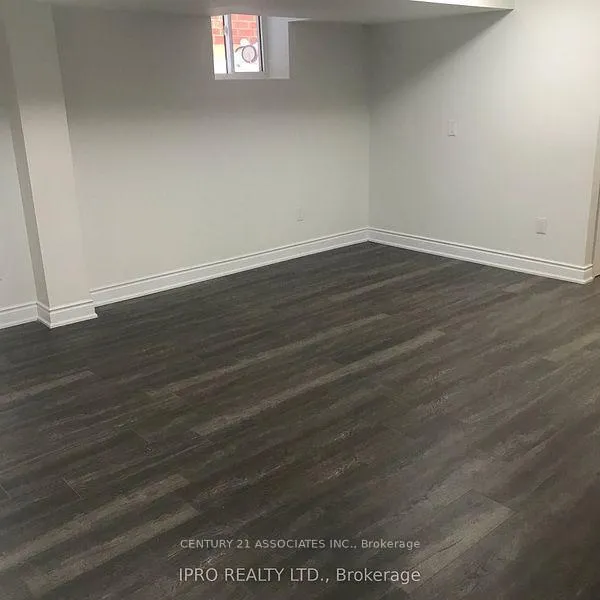 Photo 14 of Unit Basement, 8 Stillwater Crescent, Hamilton, Waterdown — HOMEH