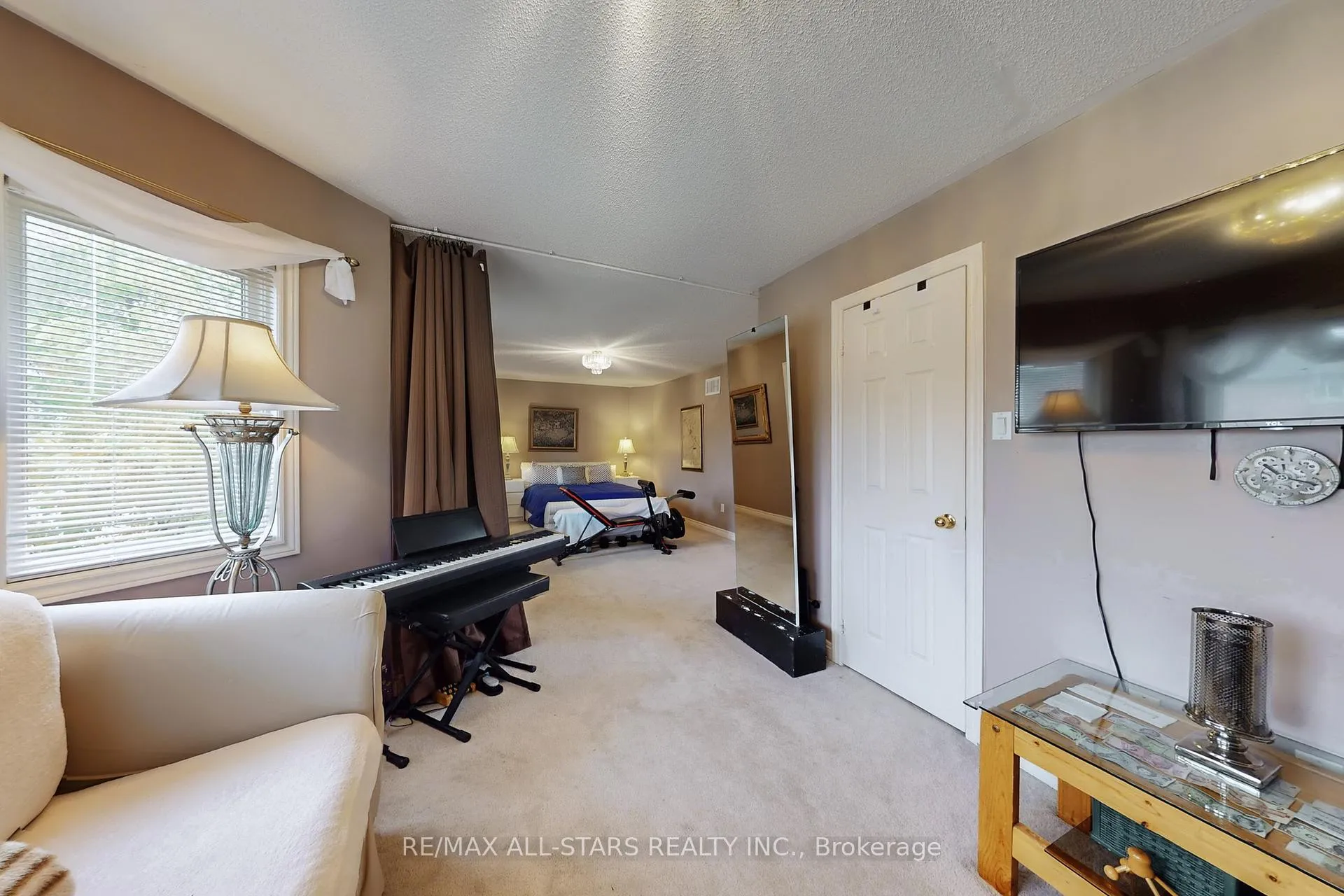 Photo 27 of 54 Bretton Circle, Markham, Rouge Fairways — HOMEH