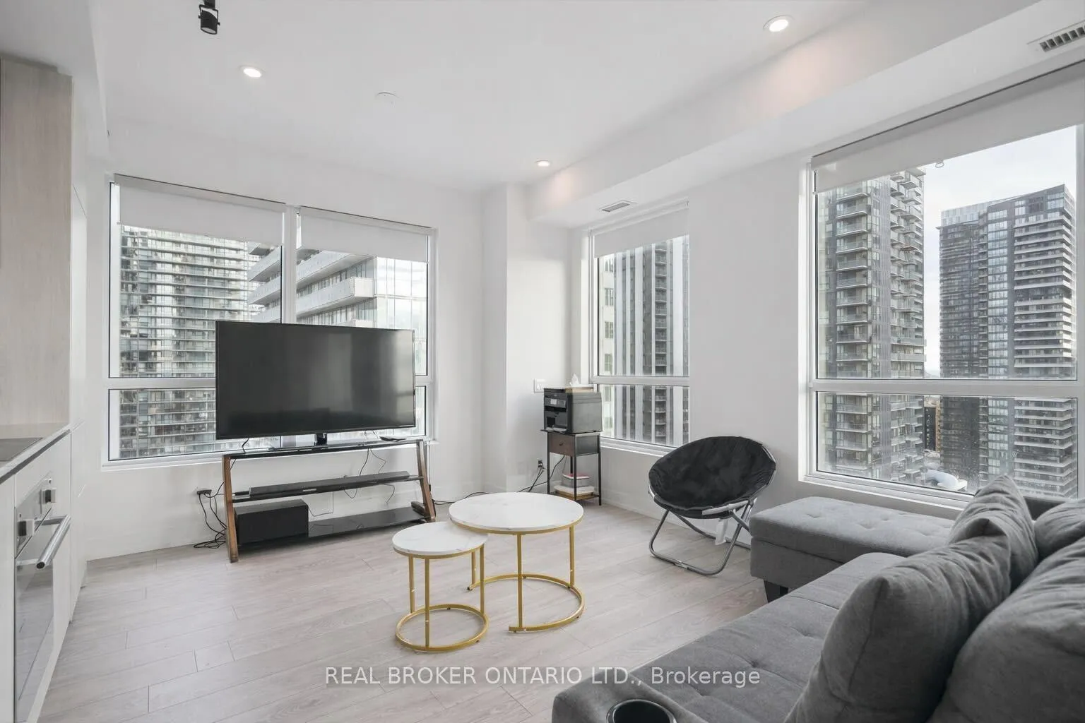 Photo 5 of Unit 2806, 108 Peter Street, Toronto, Waterfront Communities — HOMEH