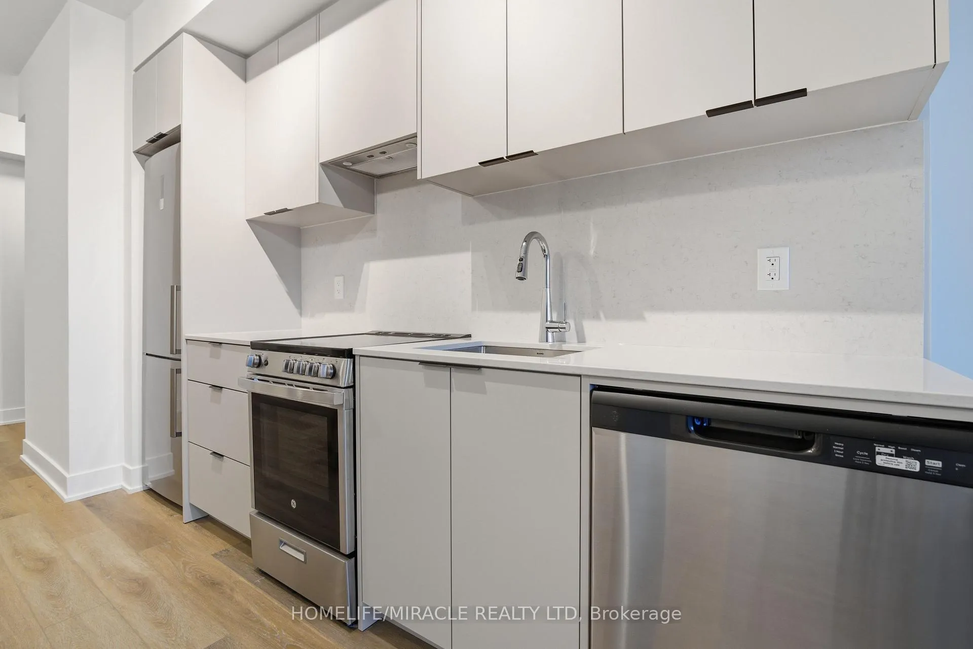 Photo 11 of Unit 314, 2088 James Street, Burlington, Brant — HOMEH