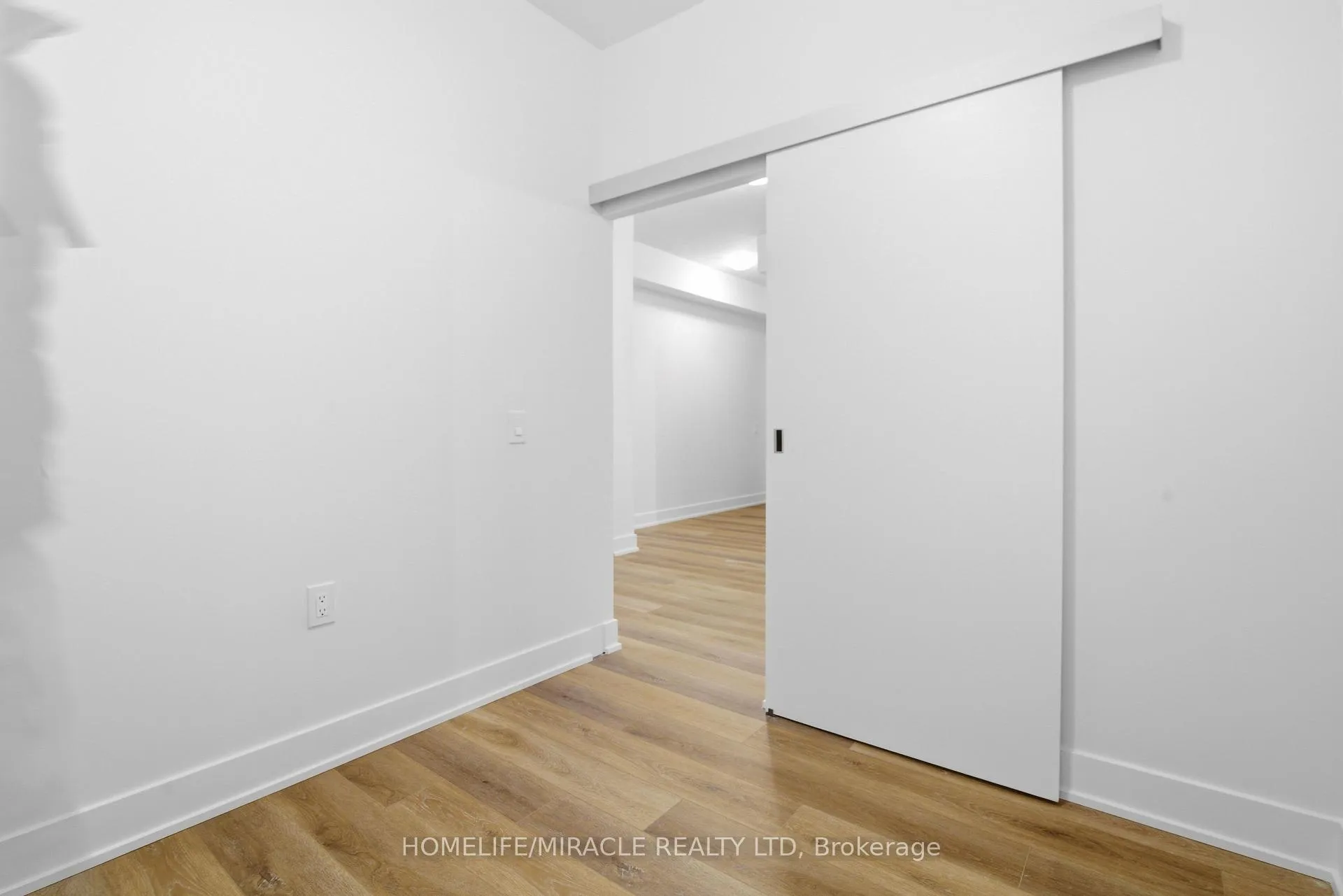 Photo 15 of Unit 314, 2088 James Street, Burlington, Brant — HOMEH