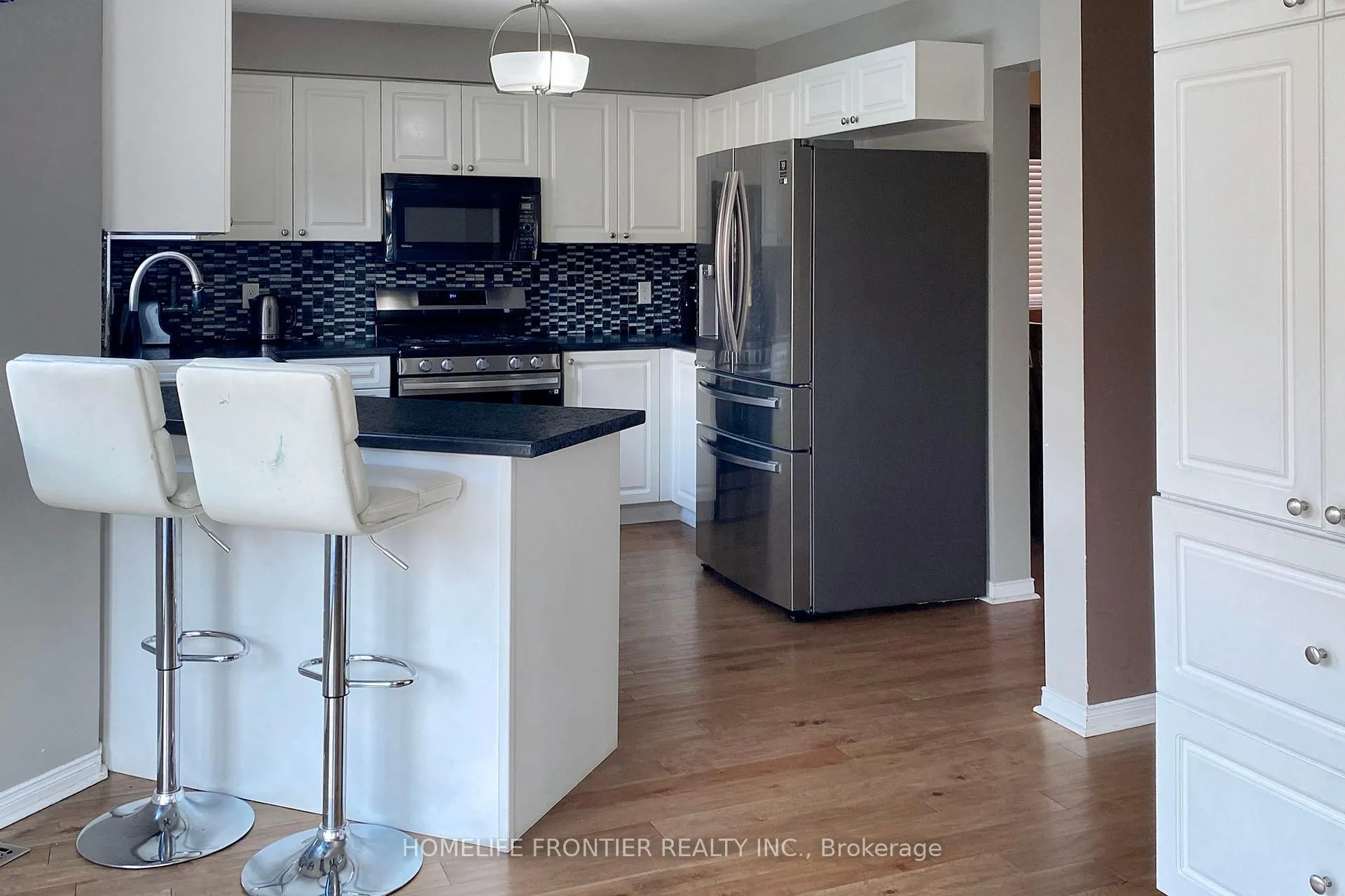 Photo 11 of 48 Patrick Drive S, Barrie, Painswick South — HOMEH