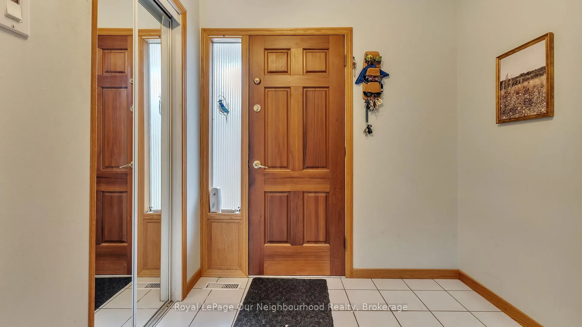 Photo 4 of 616 Forestwood Crescent, Burlington, Appleby — HOMEH