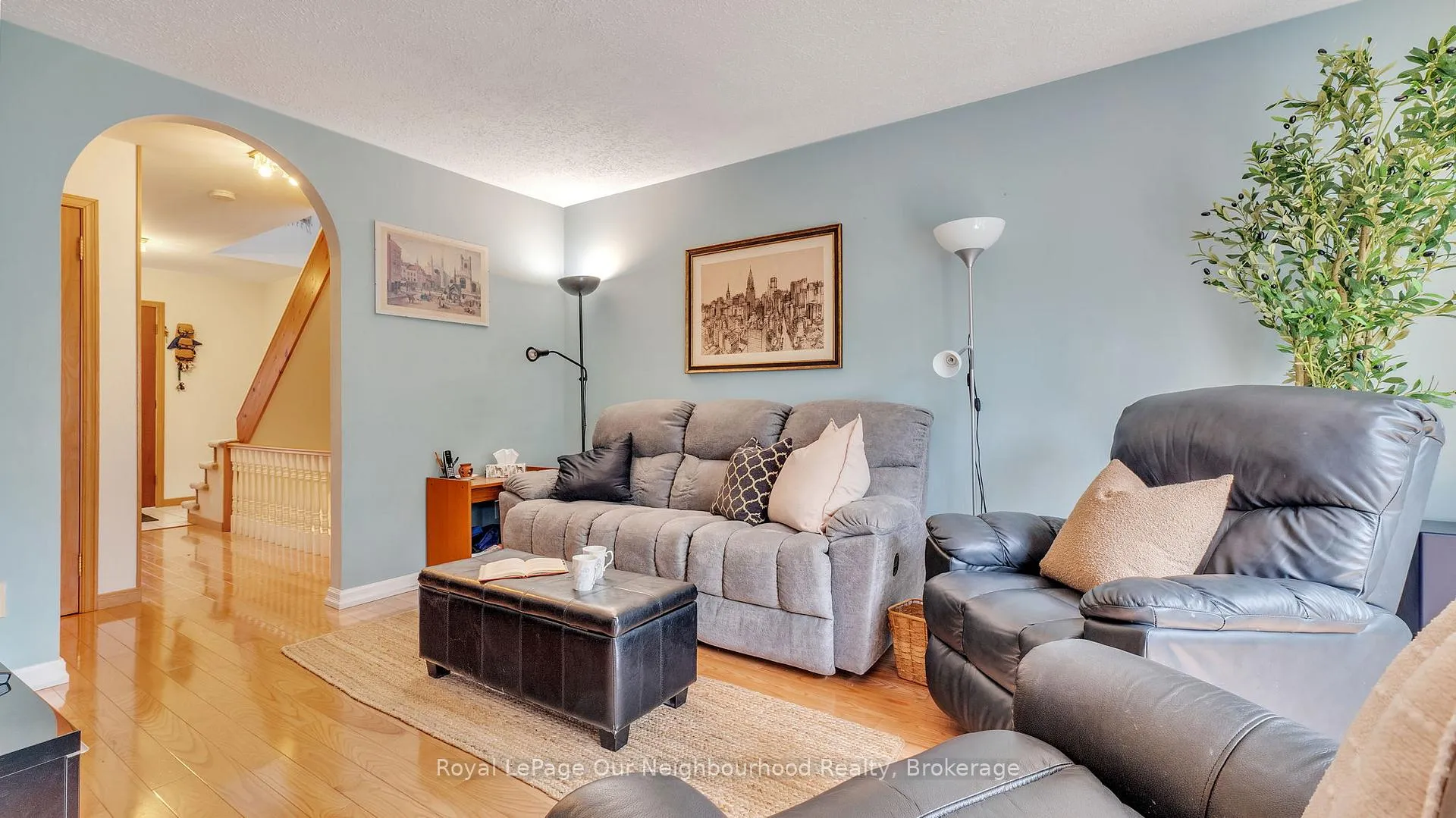 Photo 7 of 616 Forestwood Crescent, Burlington, Appleby — HOMEH