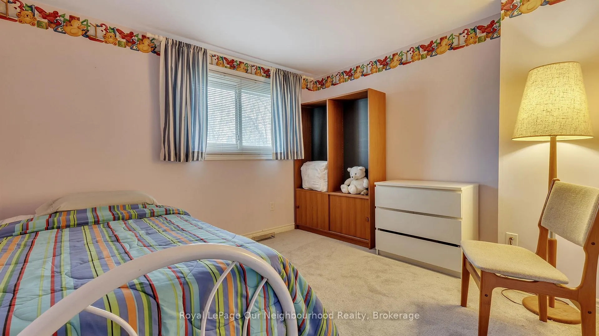 Photo 25 of 616 Forestwood Crescent, Burlington, Appleby — HOMEH