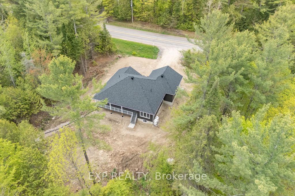 Photo 4 of 912 Burnstown Road, McNab/Braeside, Mcnab/Braeside Twps — HOMEH