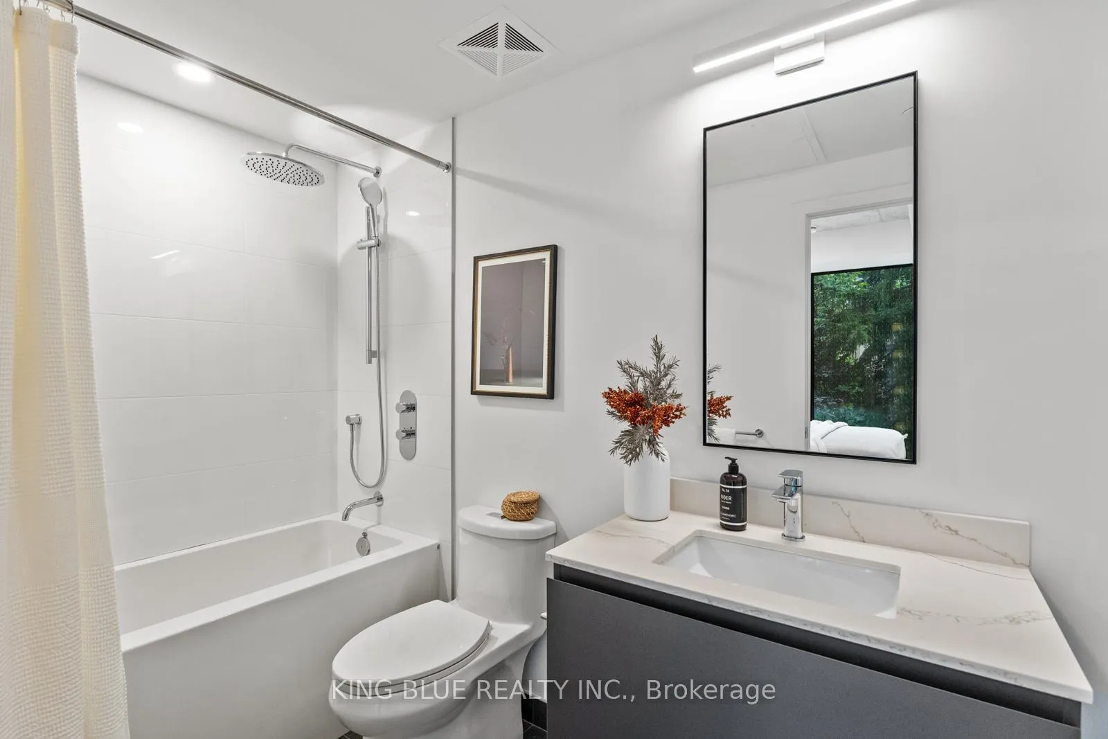 Photo 21 of Unit 216, 1720 Bayview Avenue E, Toronto, Mount Pleasant East — HOMEH