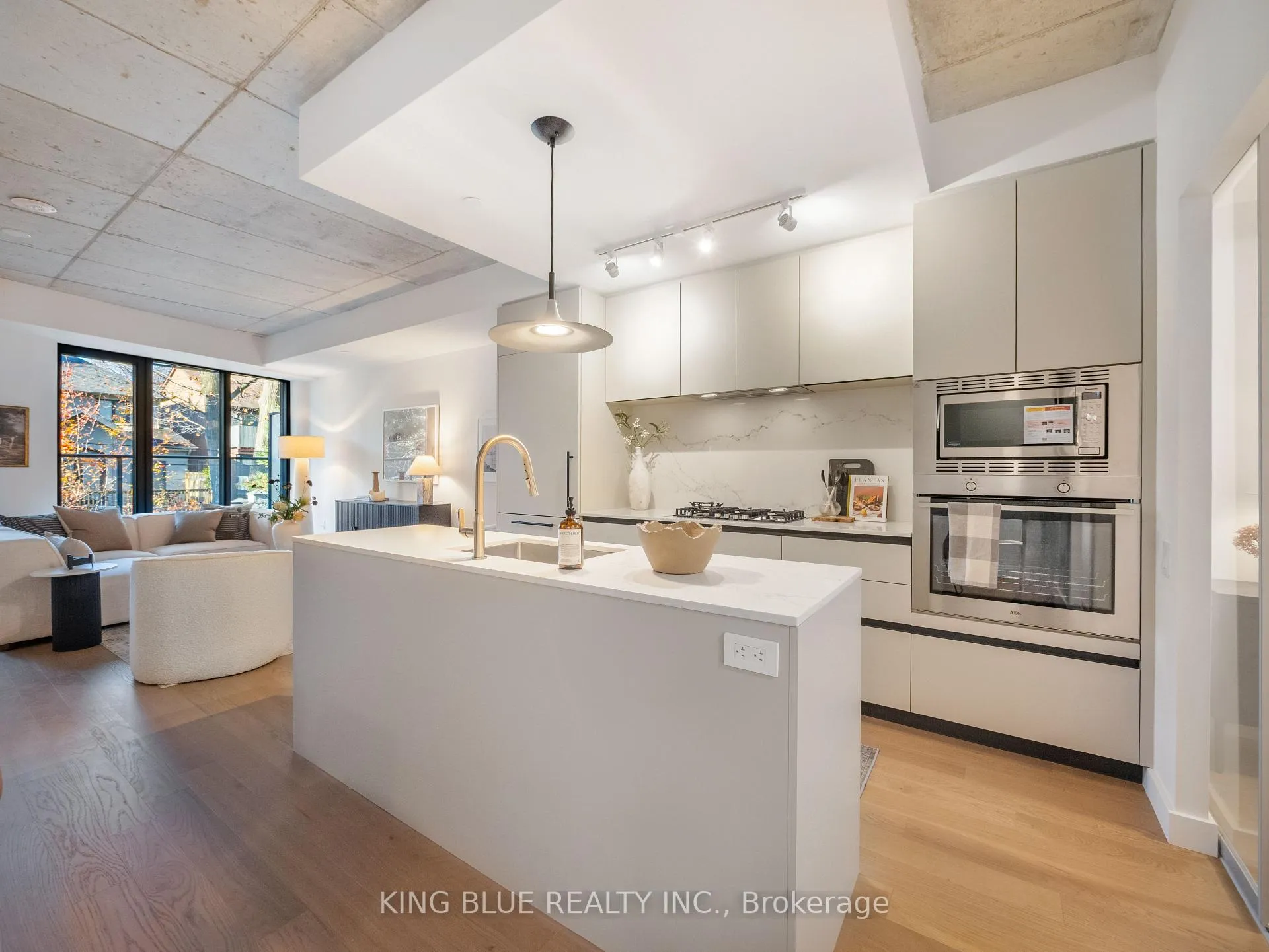 Photo 8 of Unit 209, 1720 Bayview Avenue, Toronto, Mount Pleasant East — HOMEH