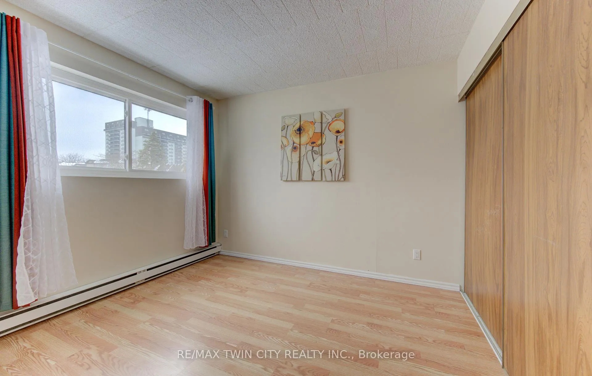 Photo 23 of Unit 305, 24 Mooregate Crescent, Kitchener — HOMEH