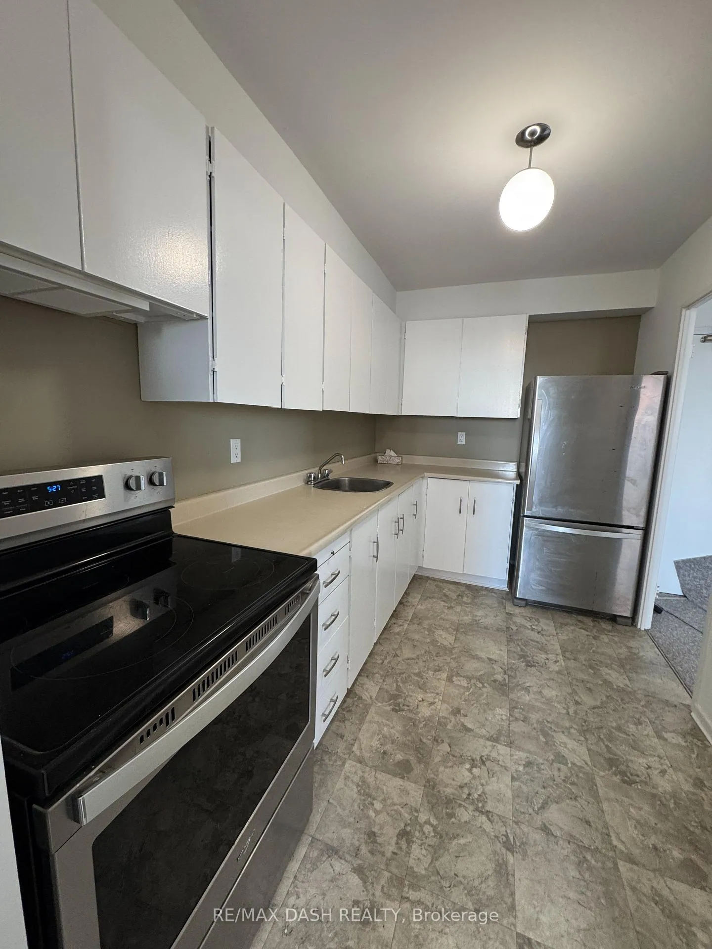 Photo 7 of Unit 2218, 1 Massey Square, Toronto, Crescent Town — HOMEH