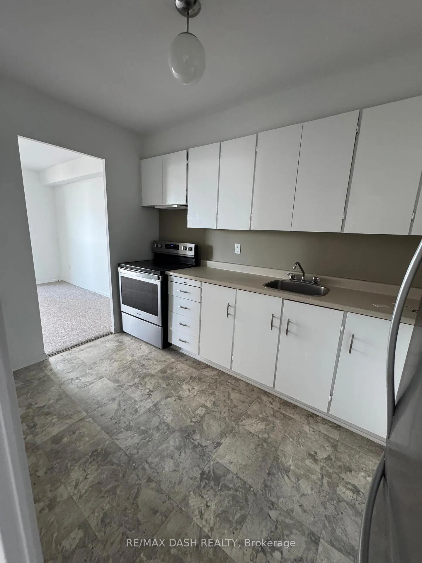 Photo 8 of Unit 2218, 1 Massey Square, Toronto, Crescent Town — HOMEH
