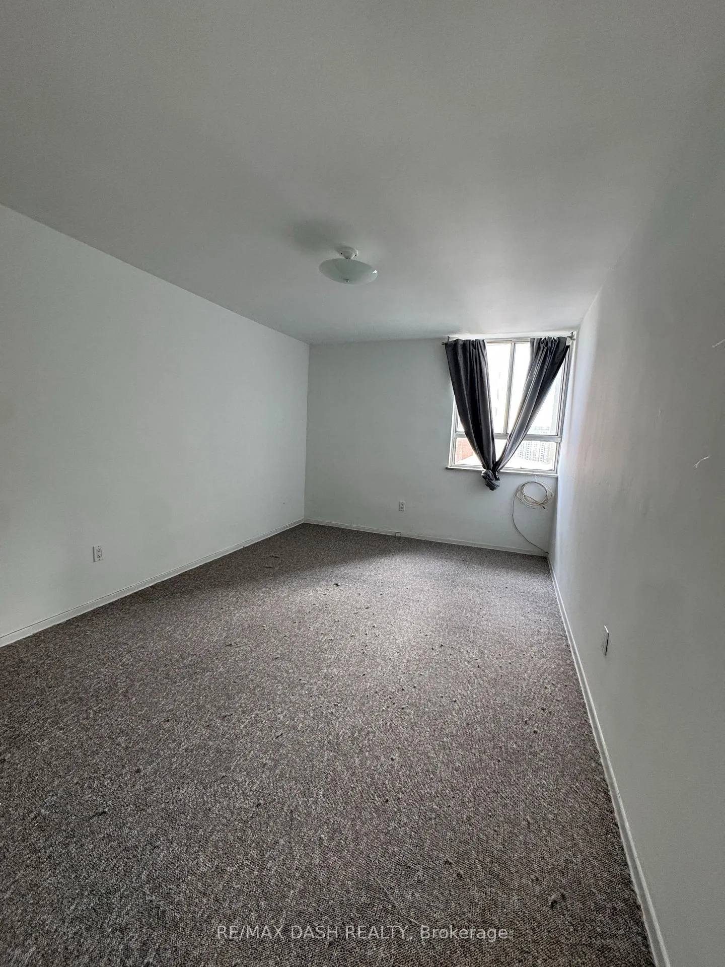 Photo 10 of Unit 2218, 1 Massey Square, Toronto, Crescent Town — HOMEH