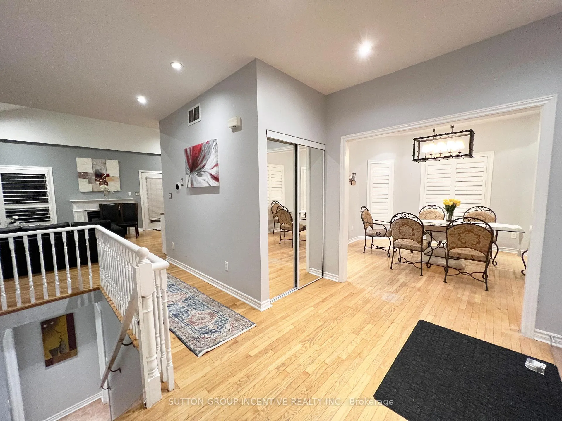 Photo 10 of 38 Hurst Drive, Barrie, Bayshore — HOMEH