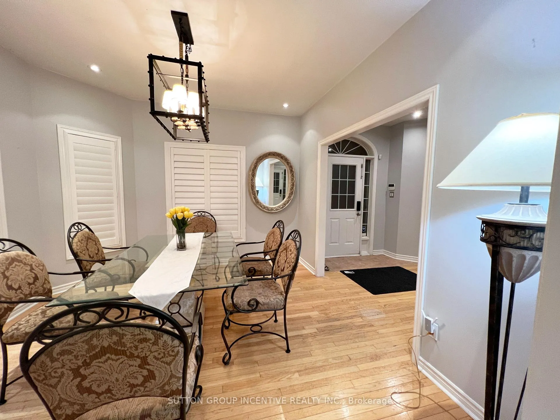 Photo 12 of 38 Hurst Drive, Barrie, Bayshore — HOMEH