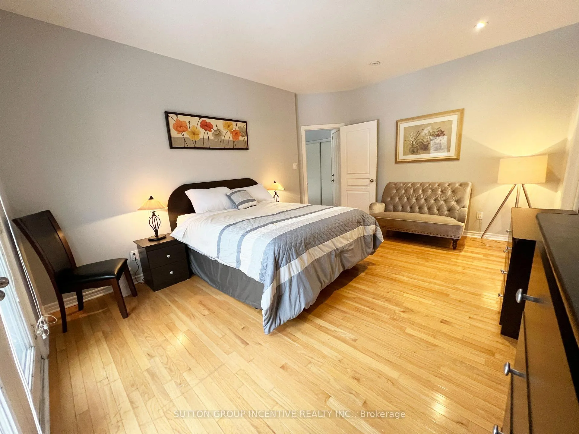 Photo 14 of 38 Hurst Drive, Barrie, Bayshore — HOMEH