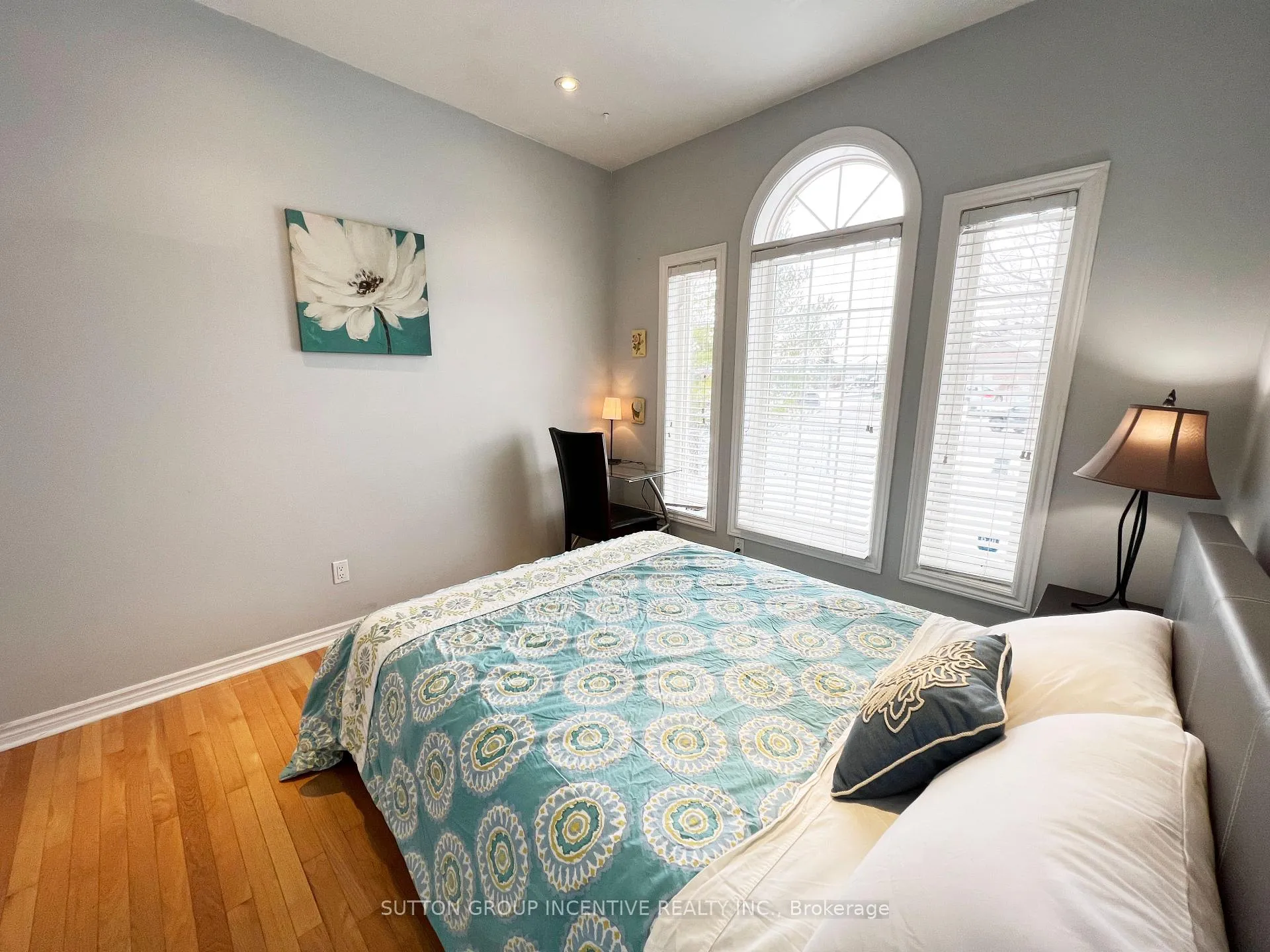 Photo 19 of 38 Hurst Drive, Barrie, Bayshore — HOMEH