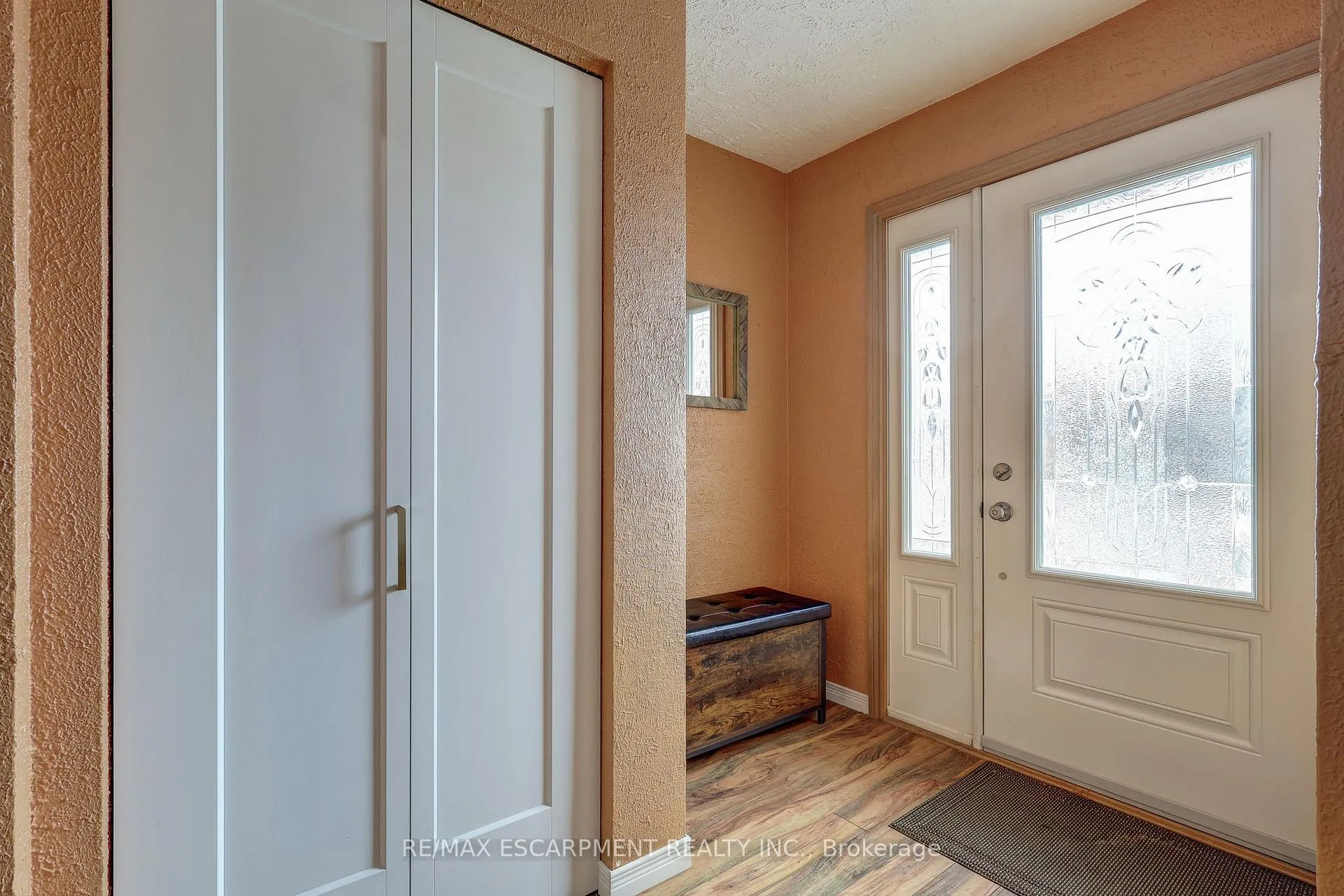 Photo 5 of 13 Rosemount Crescent, St. Thomas — HOMEH