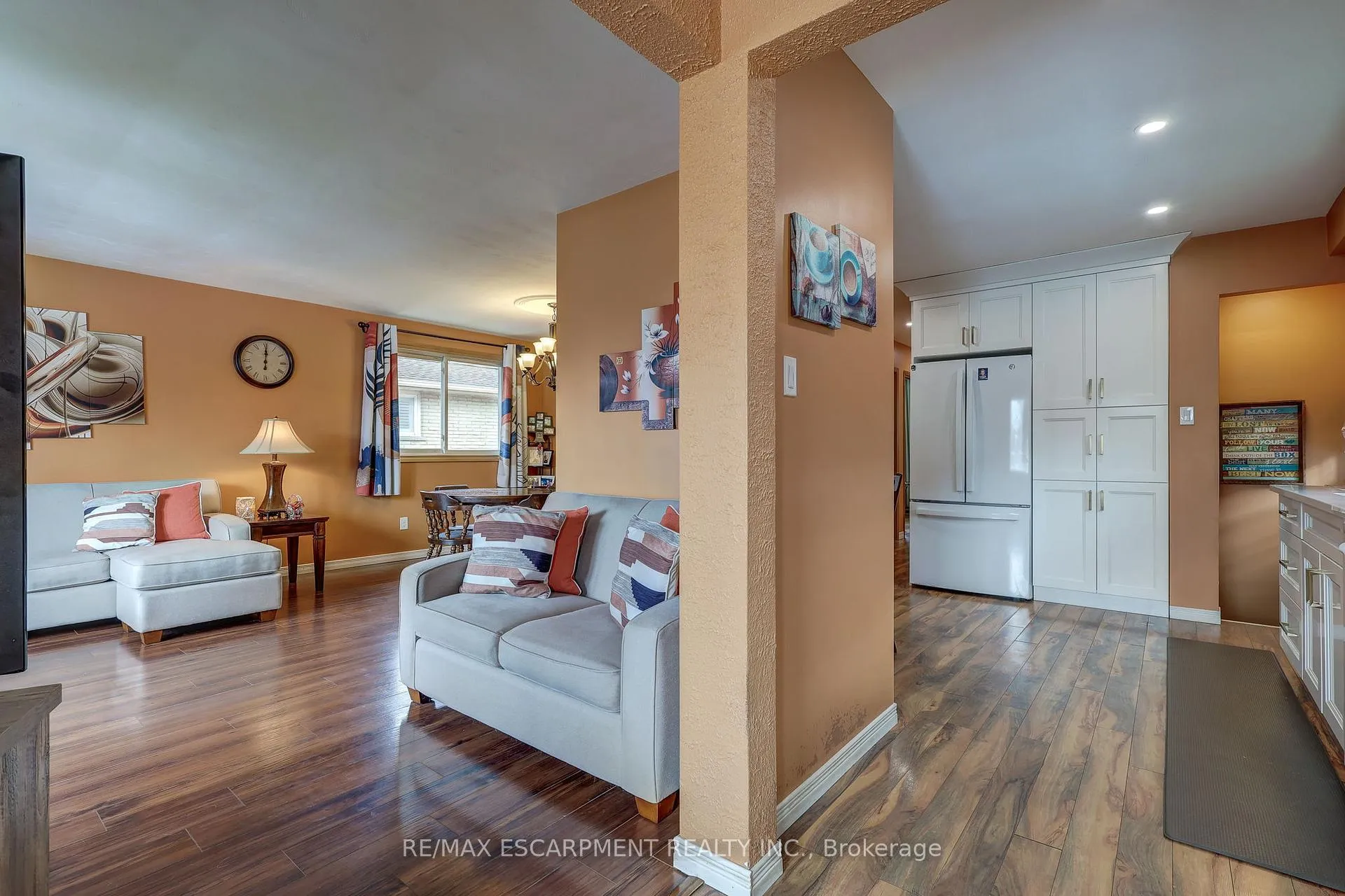 Photo 6 of 13 Rosemount Crescent, St. Thomas — HOMEH