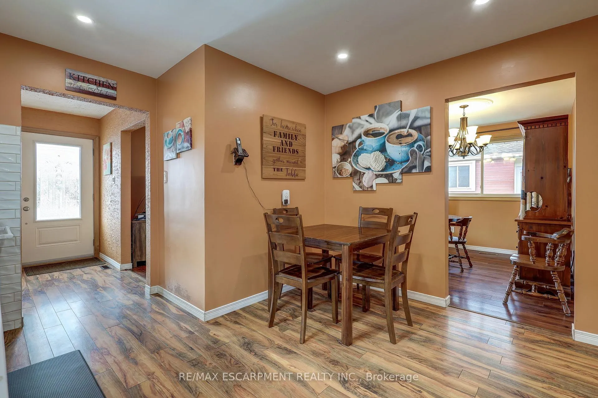 Photo 10 of 13 Rosemount Crescent, St. Thomas — HOMEH