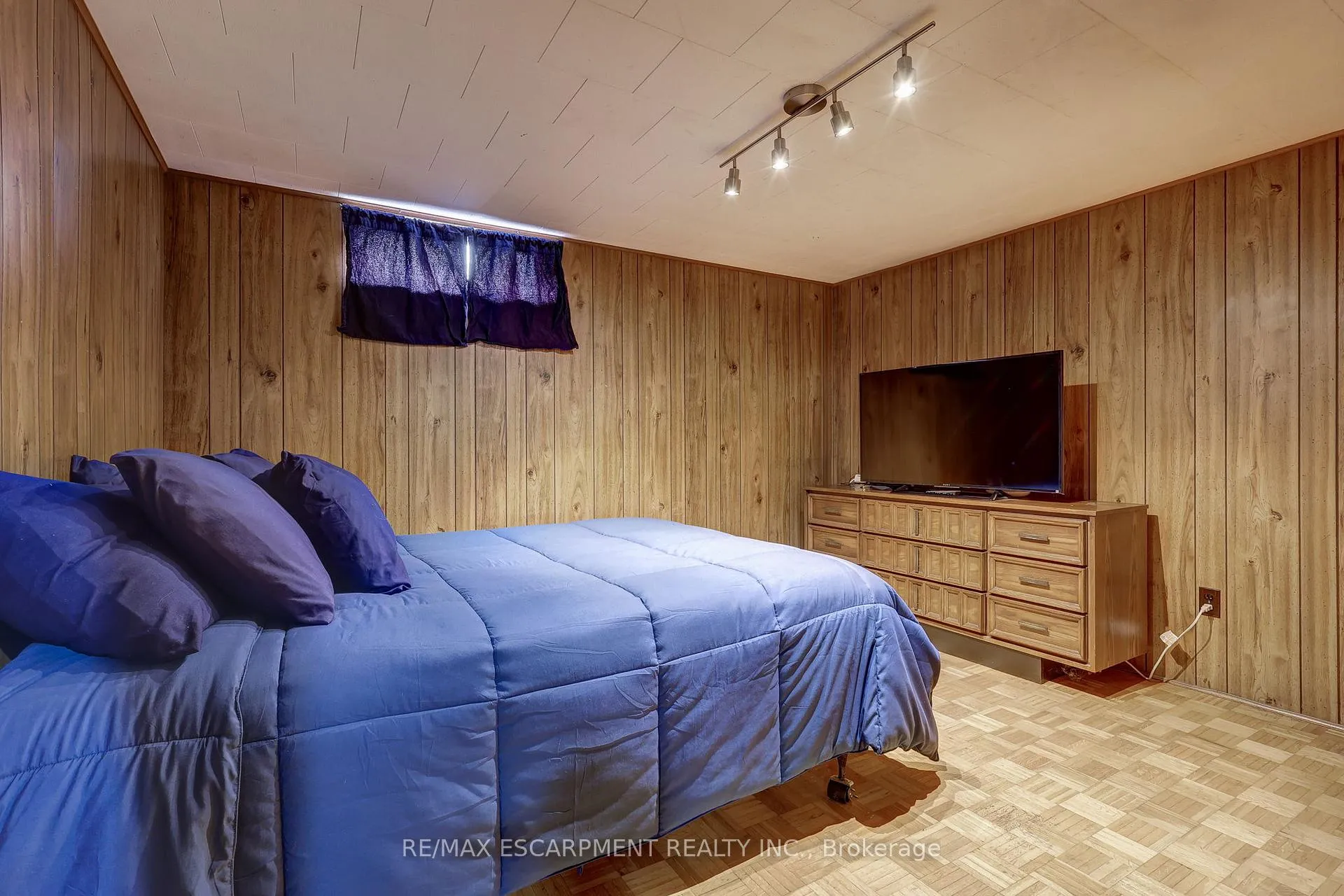 Photo 29 of 13 Rosemount Crescent, St. Thomas — HOMEH