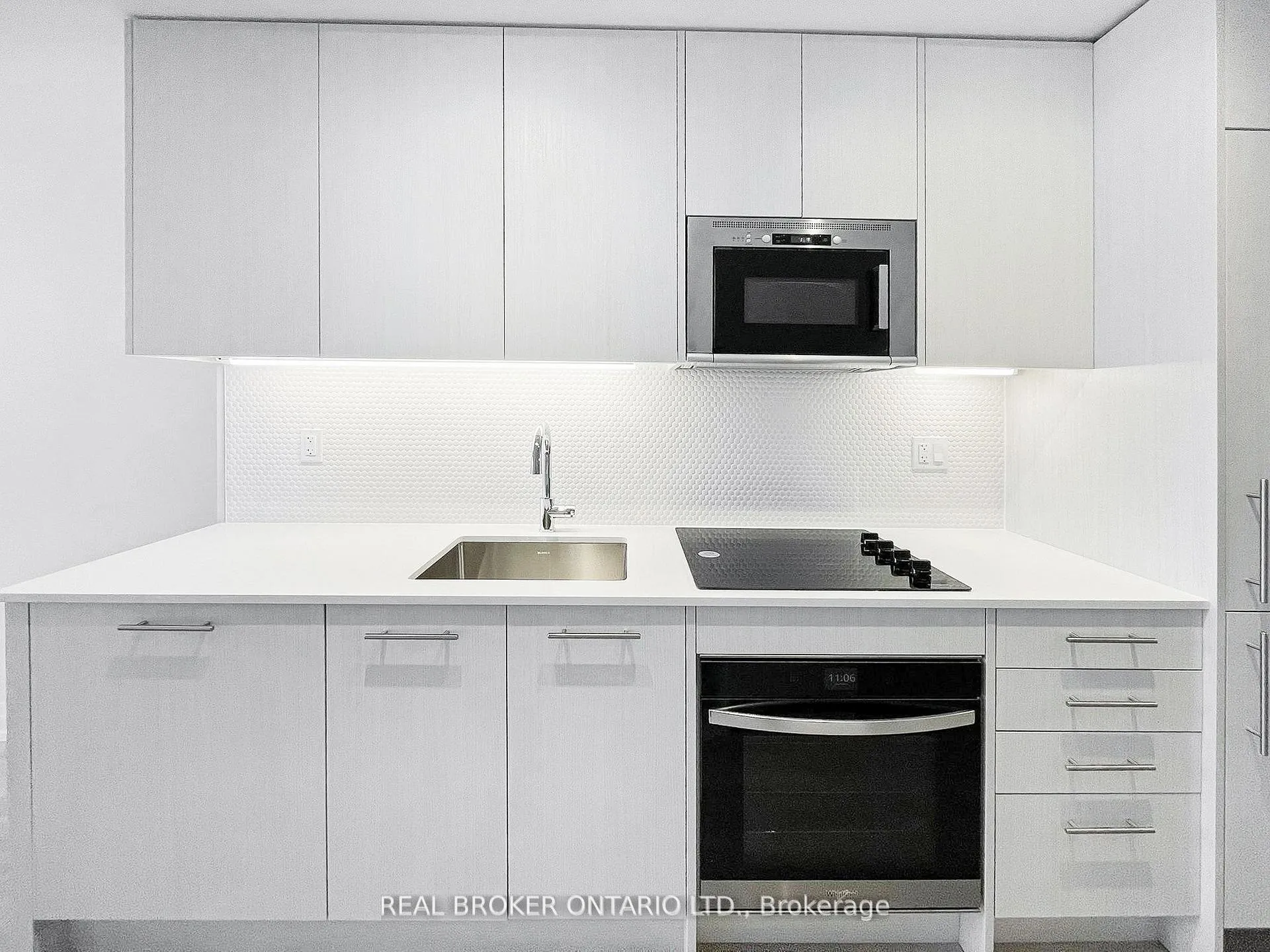 Photo 7 of Unit 2705, 286 Main Street, Toronto, East End-Danforth — HOMEH