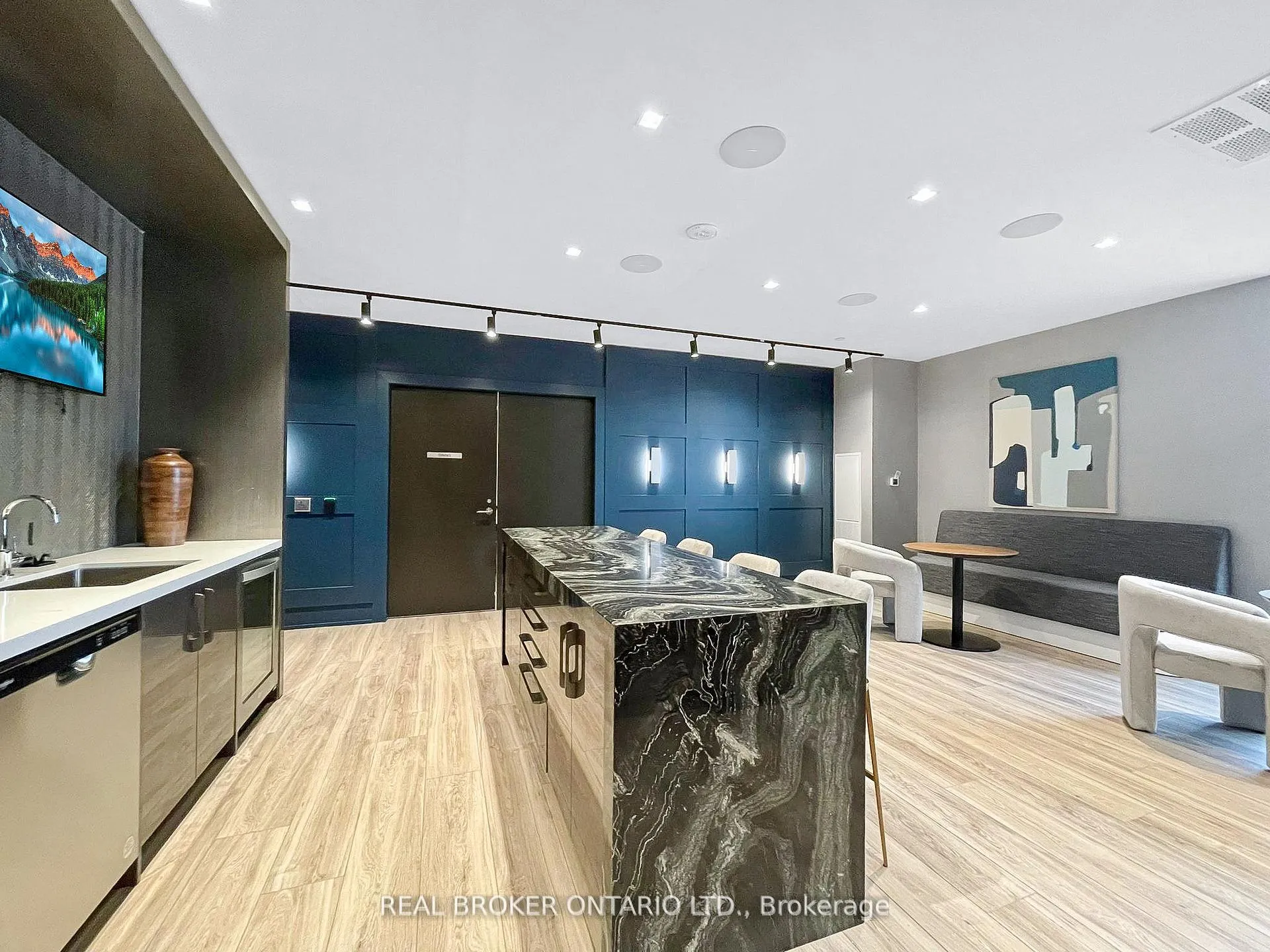 Photo 20 of Unit 2705, 286 Main Street, Toronto, East End-Danforth — HOMEH