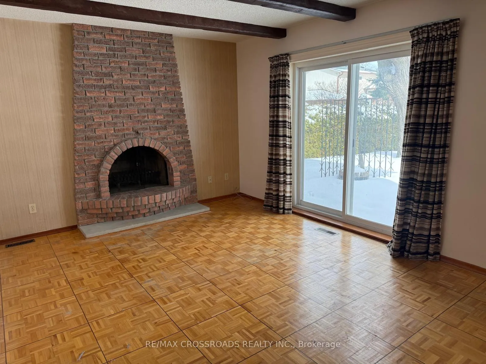 Photo 17 of 57 Sir Constantine Drive, Markham, Markham Village — HOMEH