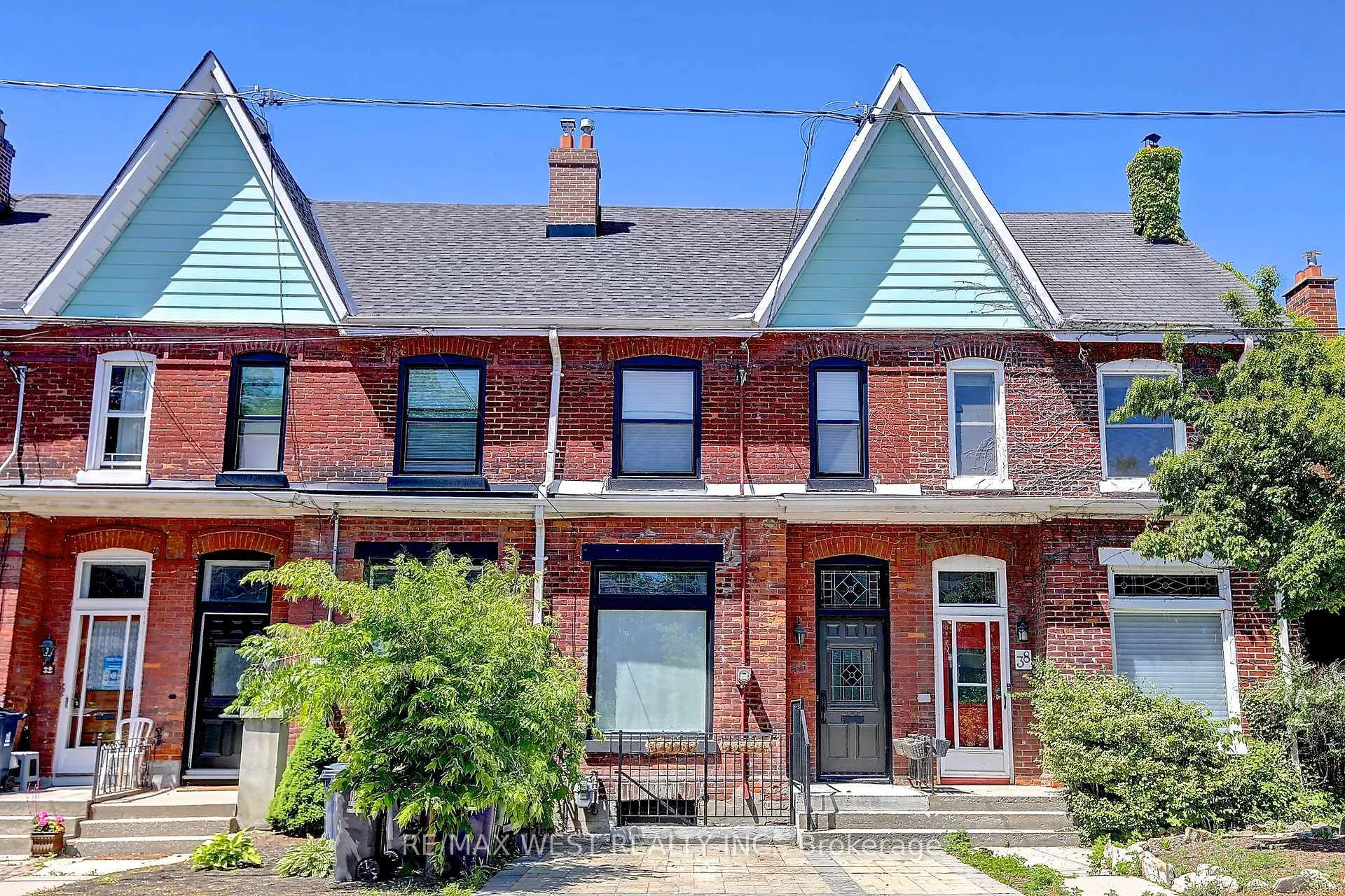 Photo 1 of Unit Upper, 36 Kennedy Avenue, Toronto, High Park-Swansea — HOMEH