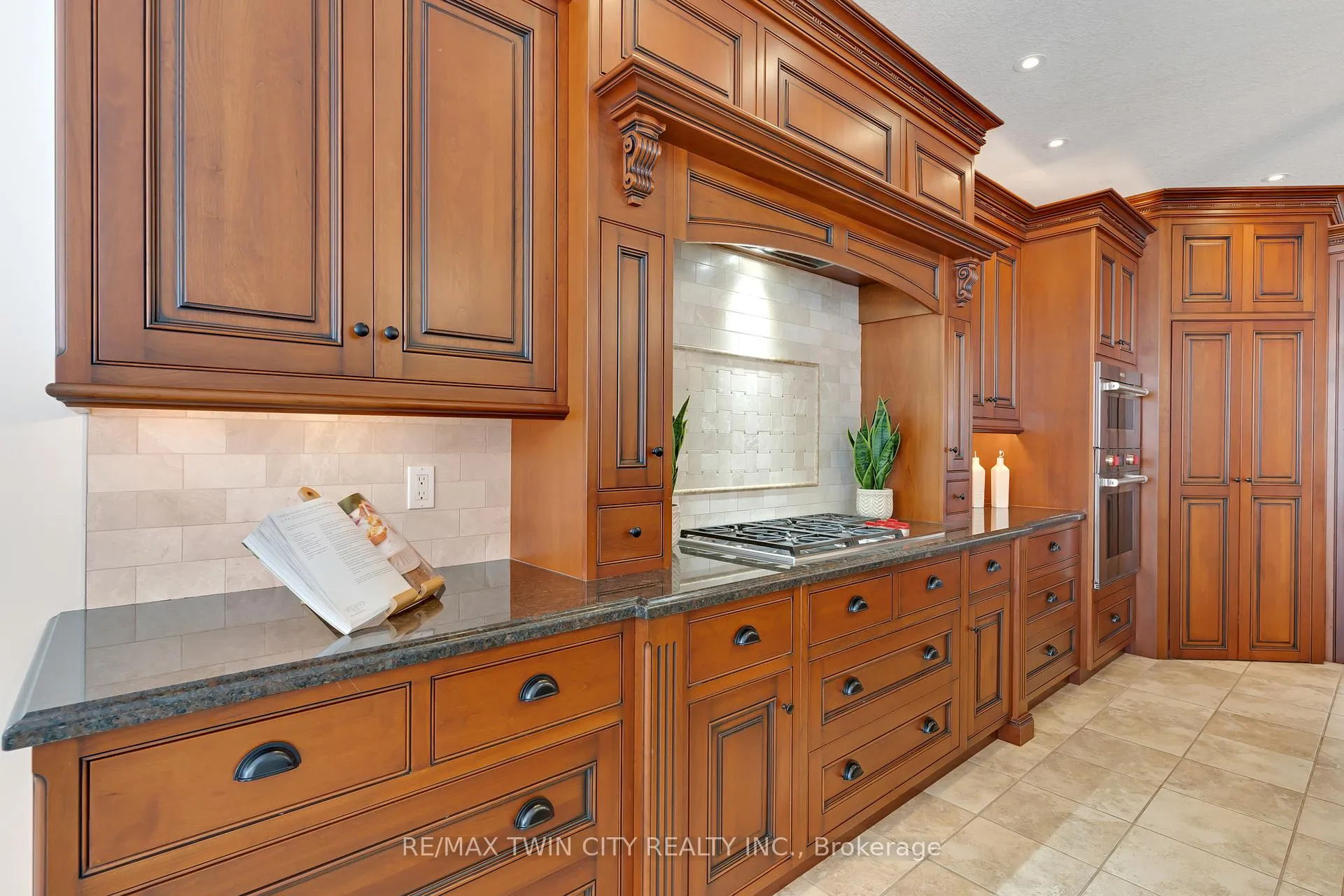 Photo 7 of 443 Malabar Drive, Waterloo — HOMEH