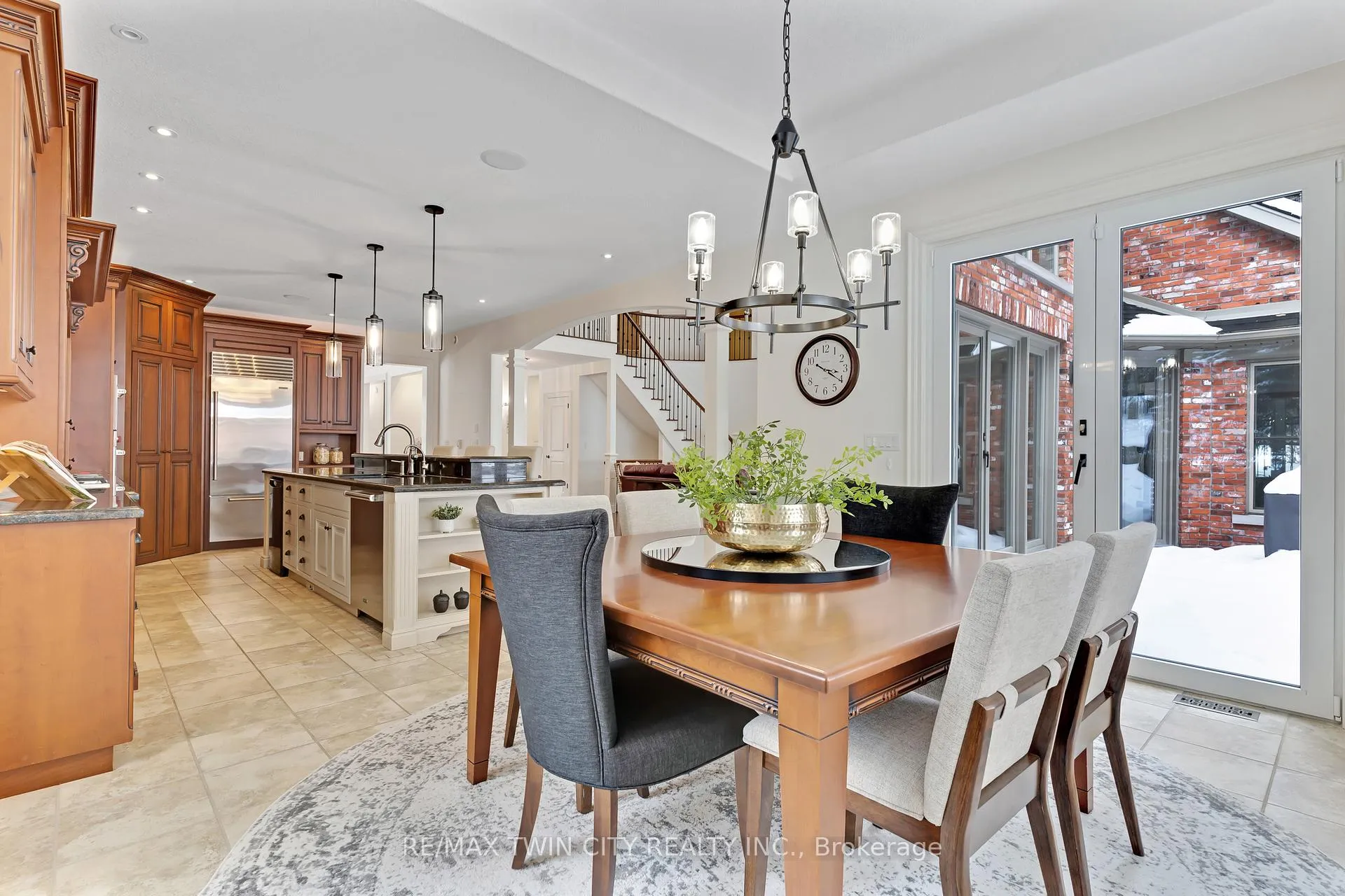 Photo 11 of 443 Malabar Drive, Waterloo — HOMEH