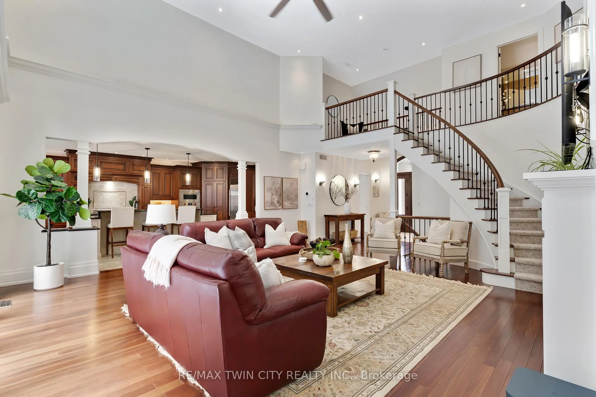 Photo 17 of 443 Malabar Drive, Waterloo — HOMEH