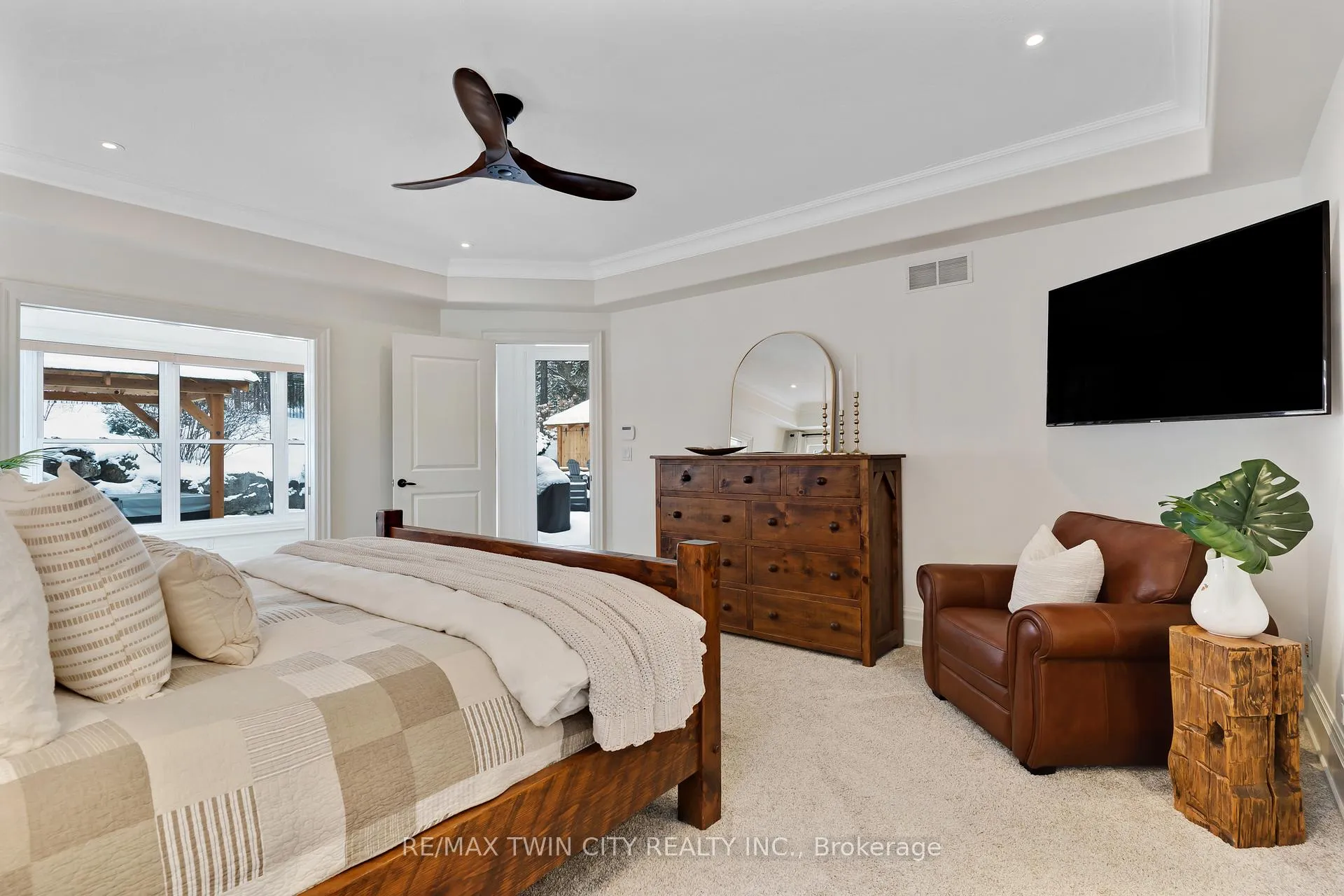 Photo 22 of 443 Malabar Drive, Waterloo — HOMEH