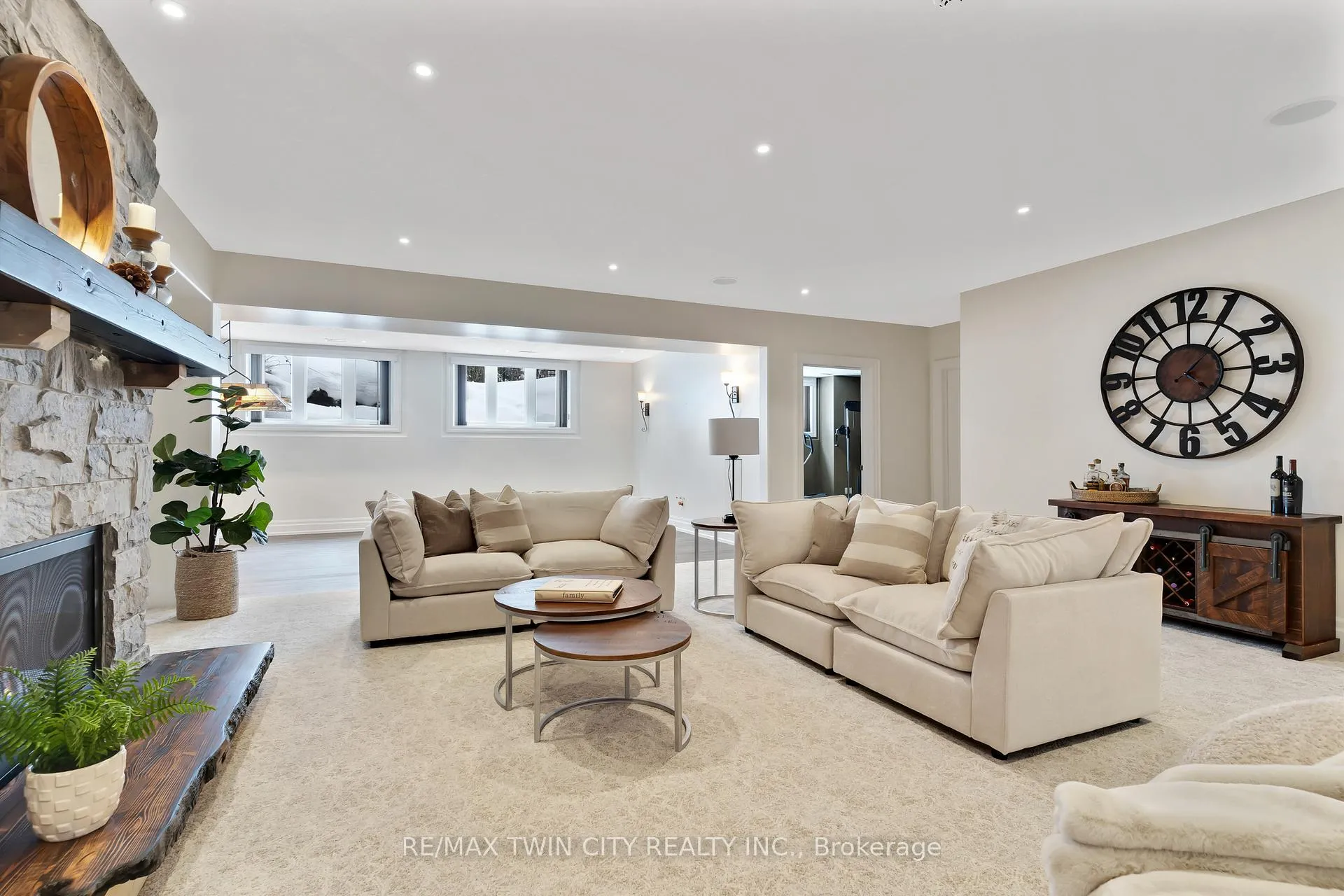Photo 28 of 443 Malabar Drive, Waterloo — HOMEH