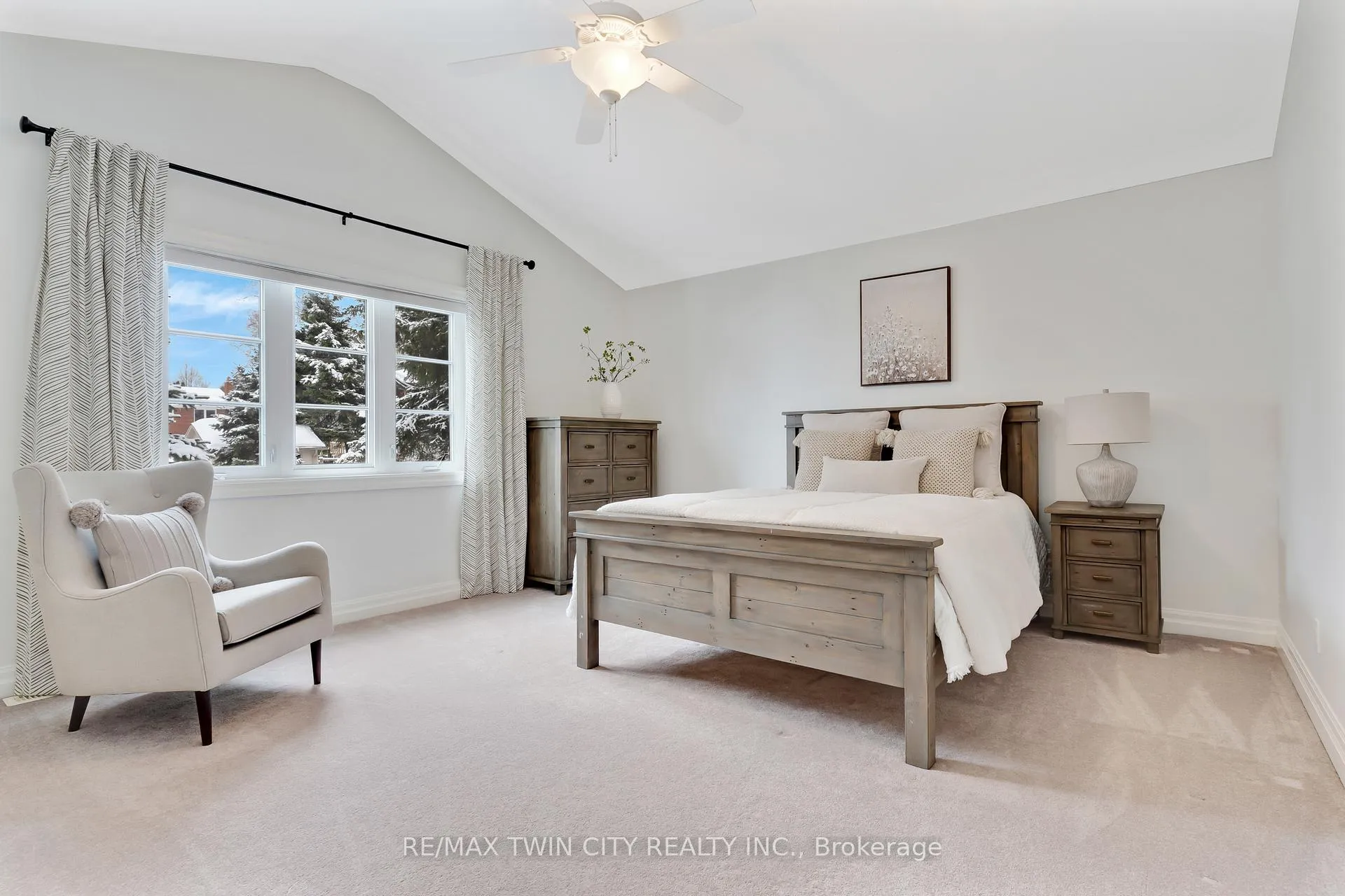Photo 37 of 443 Malabar Drive, Waterloo — HOMEH