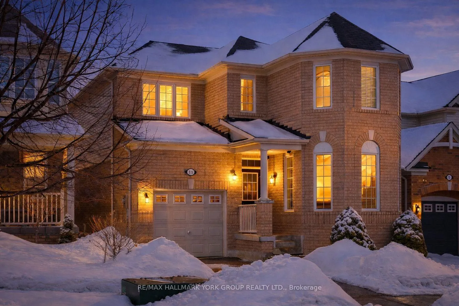 Photo 1 of 11 Gordon Drive, New Tecumseth, Alliston — HOMEH