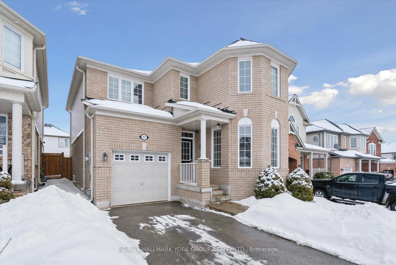 Photo 5 of 11 Gordon Drive, New Tecumseth, Alliston — HOMEH