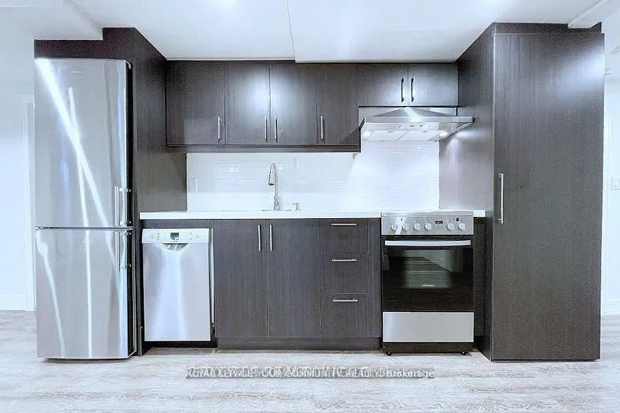 Photo 3 of Unit Lower, 299 Rosewell Avenue E, Toronto, Lawrence Park South — HOMEH