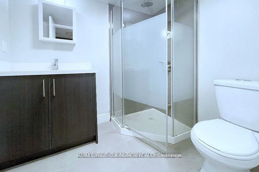 Photo 8 of Unit Lower, 299 Rosewell Avenue E, Toronto, Lawrence Park South — HOMEH