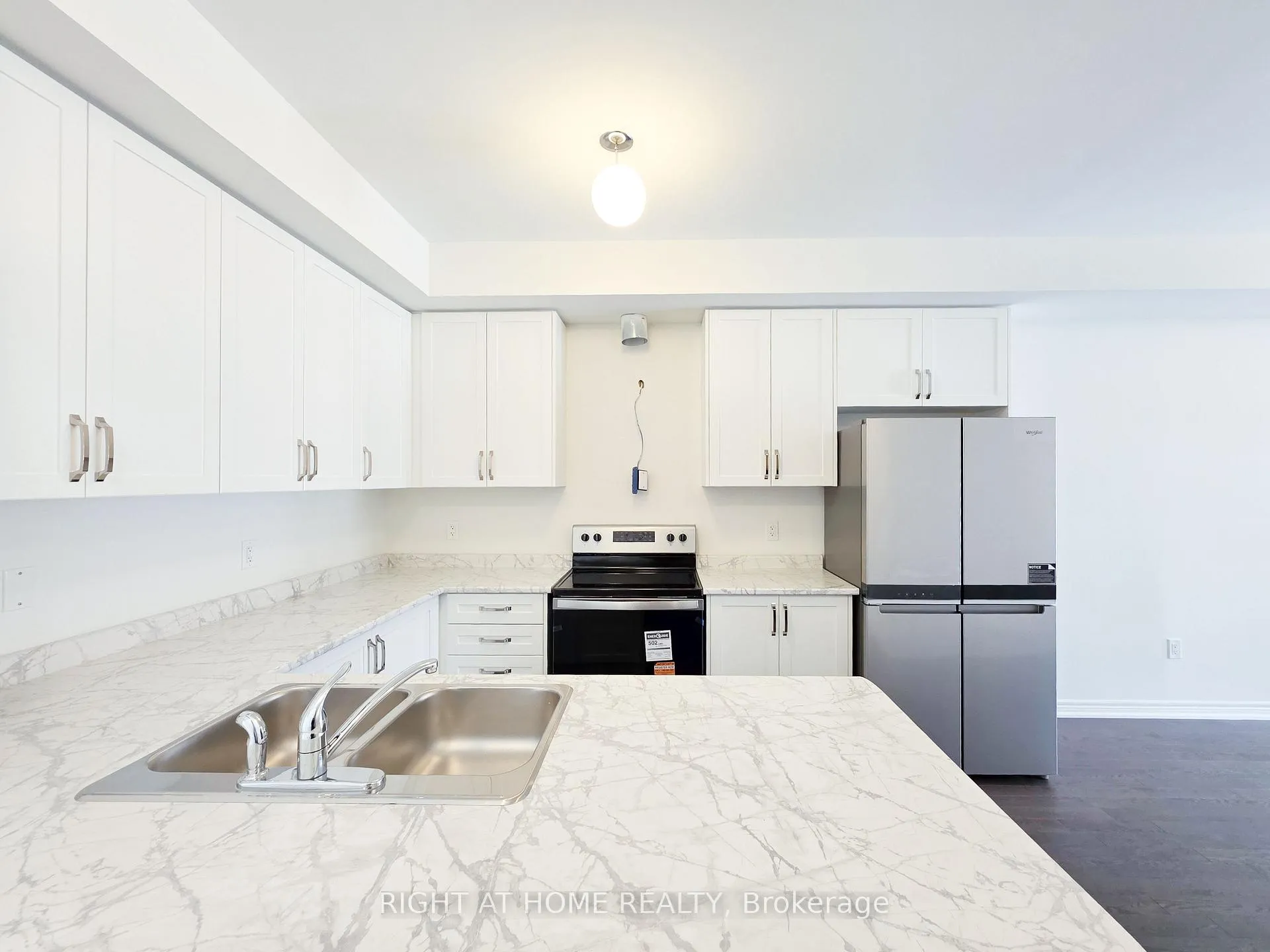 Photo 7 of 1256 Elizabeth Mackenzie Drive, Pickering, Rural Pickering — HOMEH