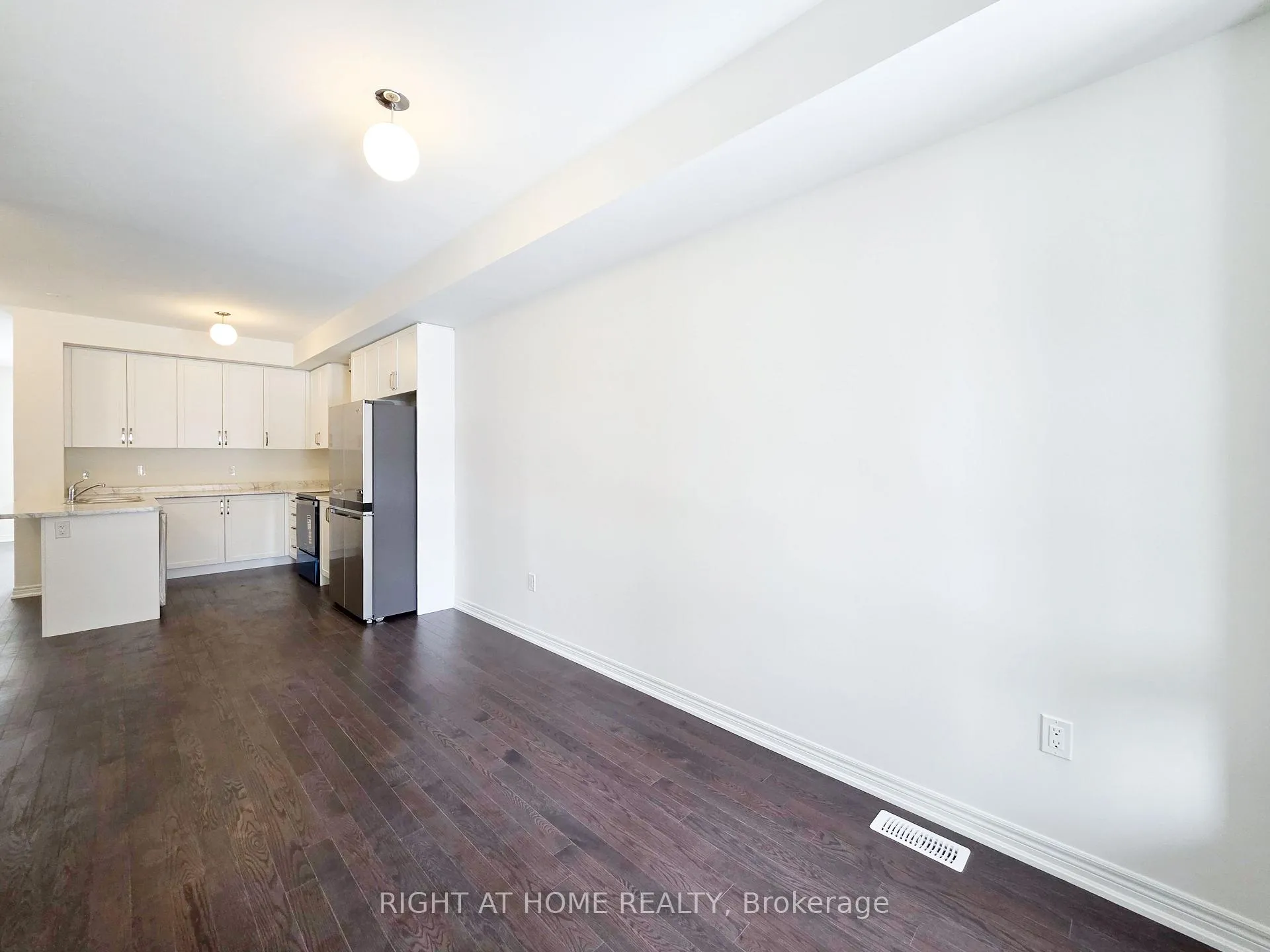 Photo 12 of 1256 Elizabeth Mackenzie Drive, Pickering, Rural Pickering — HOMEH