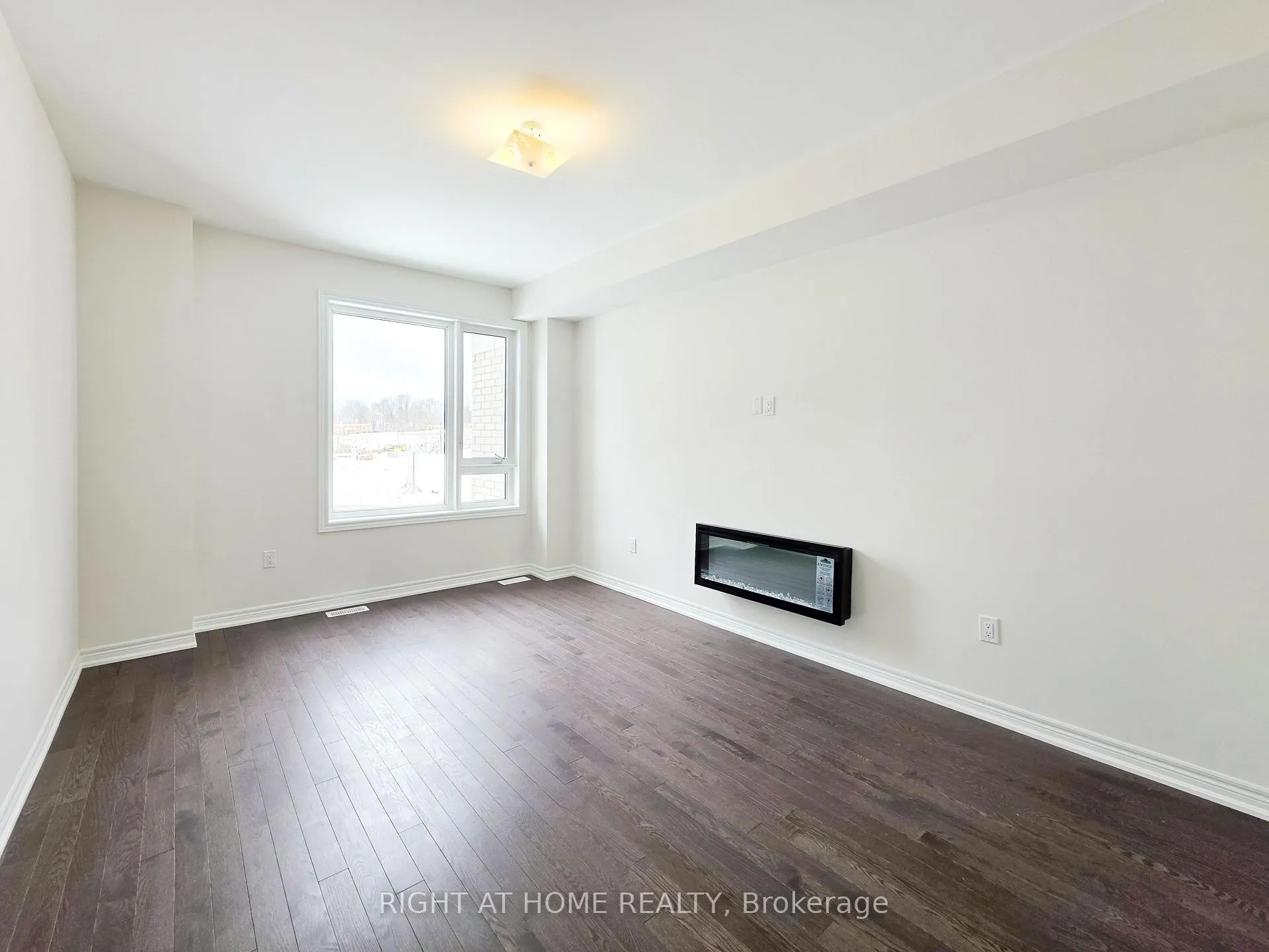 Photo 13 of 1256 Elizabeth Mackenzie Drive, Pickering, Rural Pickering — HOMEH