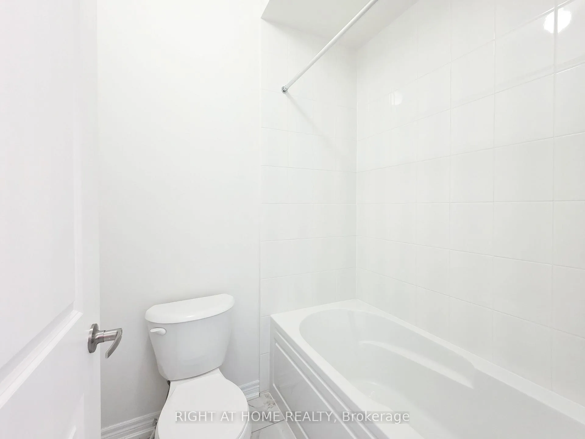 Photo 29 of 1256 Elizabeth Mackenzie Drive, Pickering, Rural Pickering — HOMEH