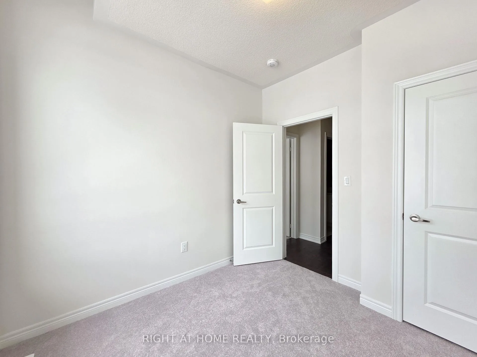Photo 32 of 1256 Elizabeth Mackenzie Drive, Pickering, Rural Pickering — HOMEH
