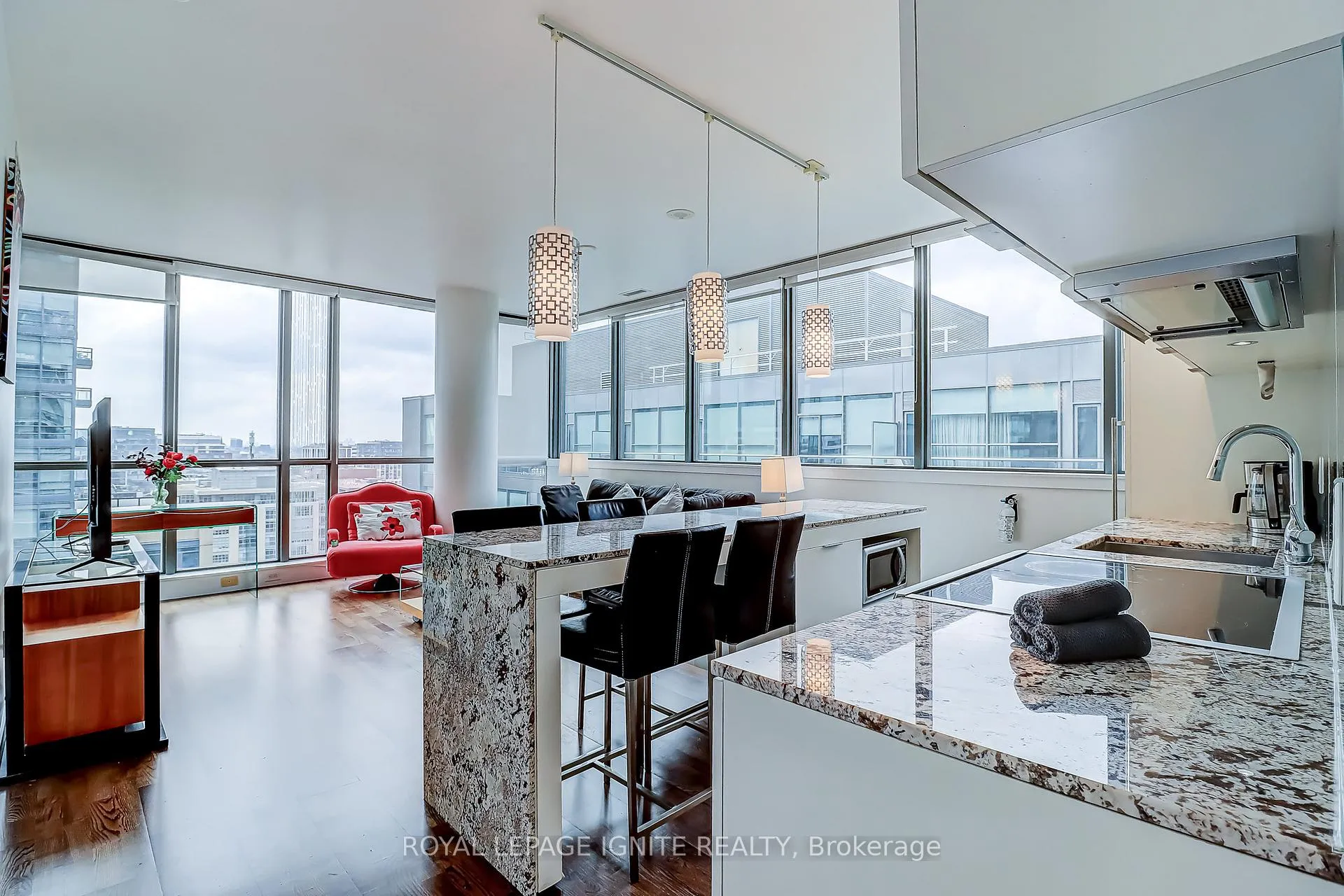 Photo 1 of Unit 1502, 8 Charlotte Street, Toronto, Waterfront Communities — HOMEH
