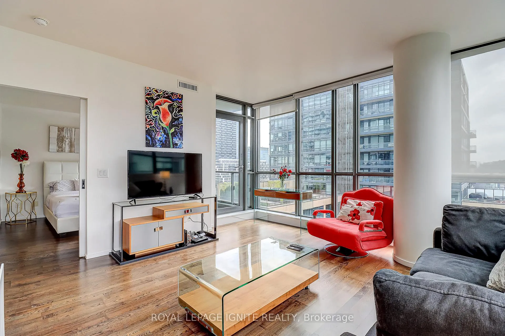 Photo 8 of Unit 1502, 8 Charlotte Street, Toronto, Waterfront Communities — HOMEH