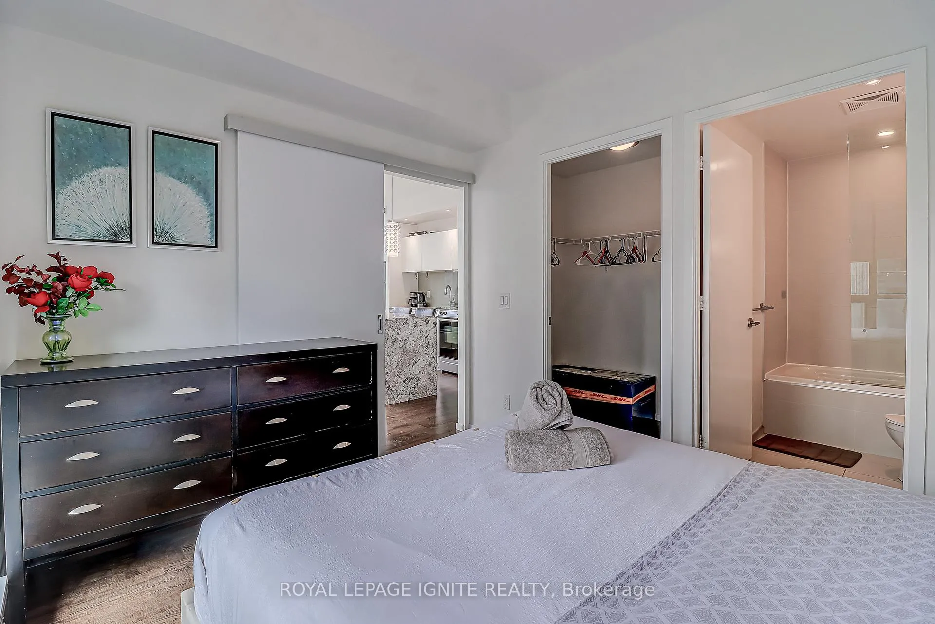 Photo 23 of Unit 1502, 8 Charlotte Street, Toronto, Waterfront Communities — HOMEH