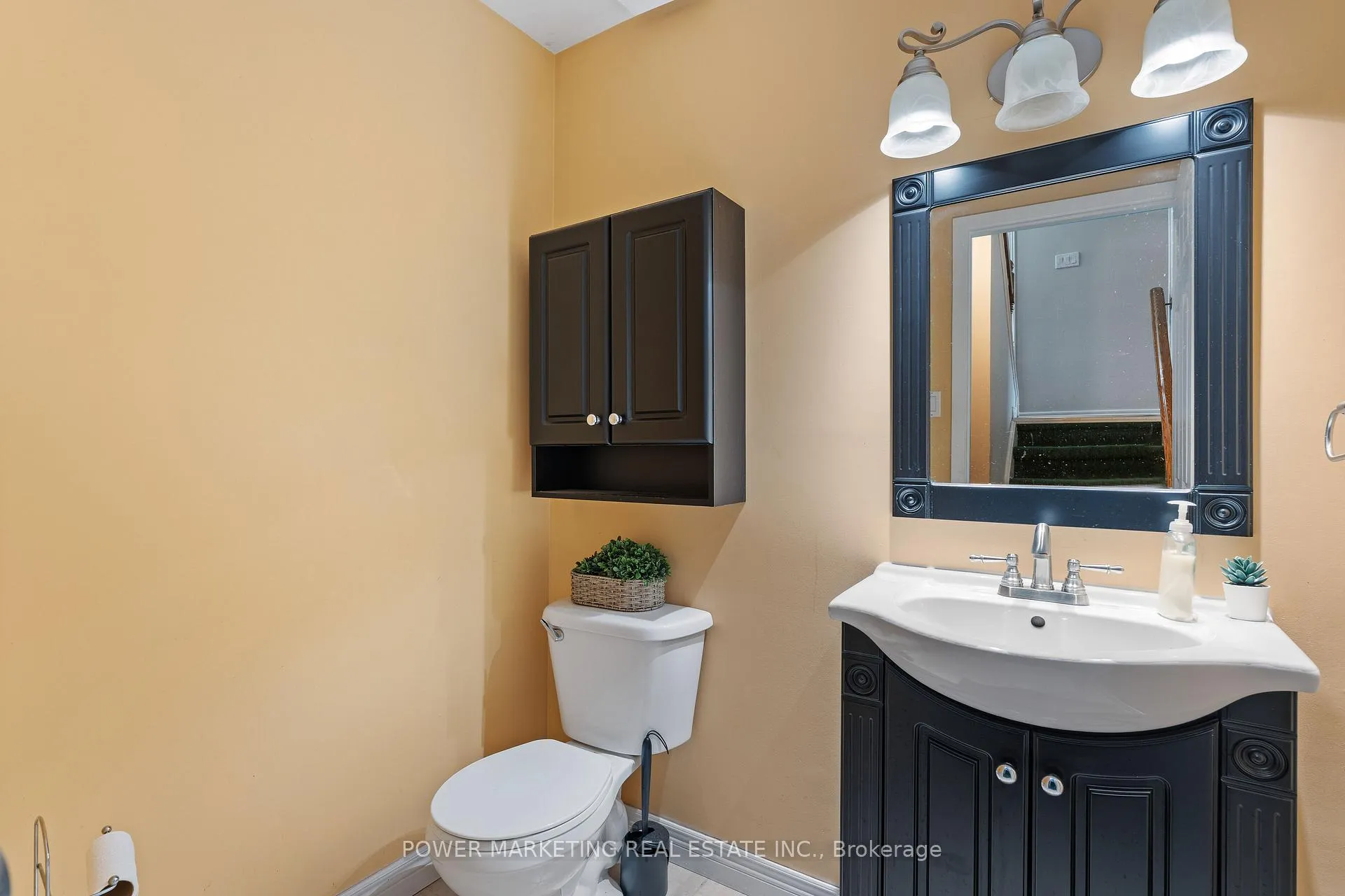Photo 17 of 1809 Chopin Place, Ottawa, Chateauneuf — HOMEH